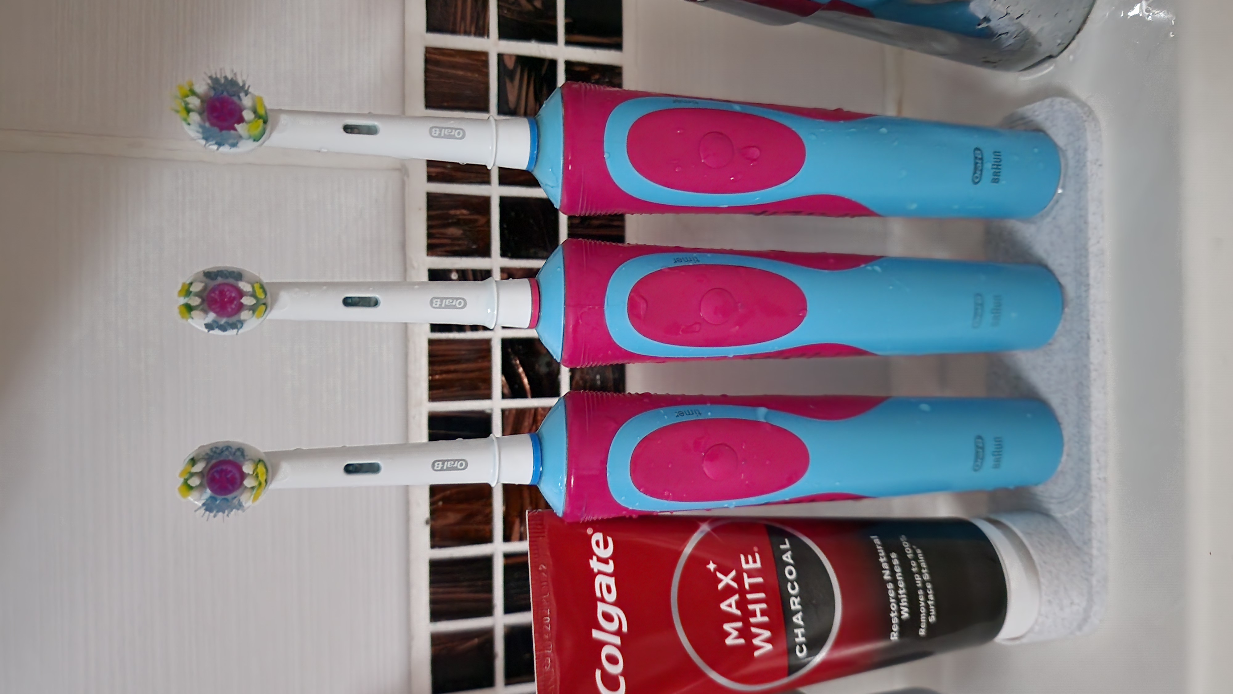 Oral-B x3 + Toothpaste