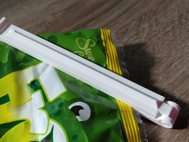 clip for bag