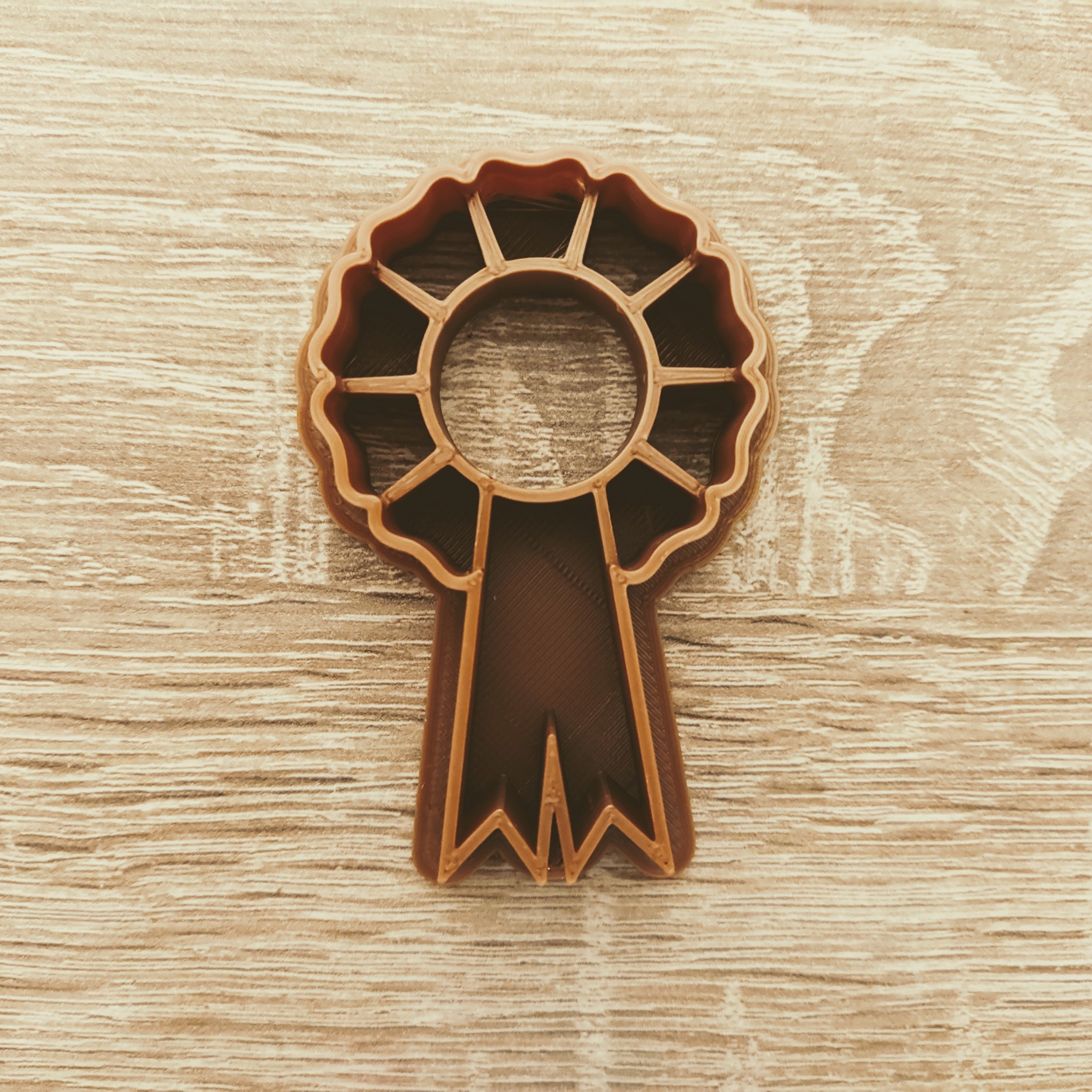 Horse show ribbon cookie cutter