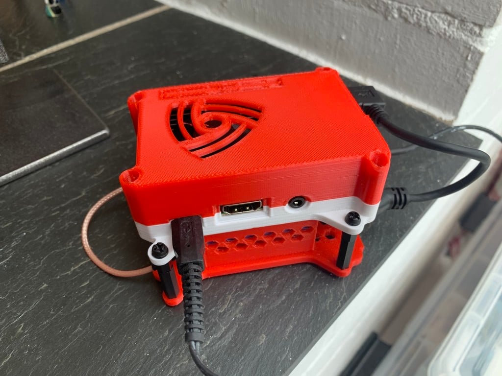 Enclosure for FlightRadar24 Raspberry Pi Basestation and accessories