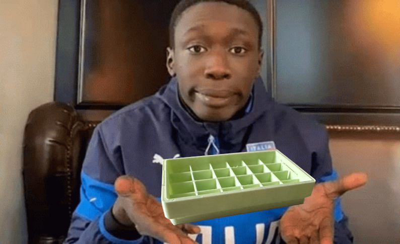 (Un)Stacable tray, which cannot be stacked.