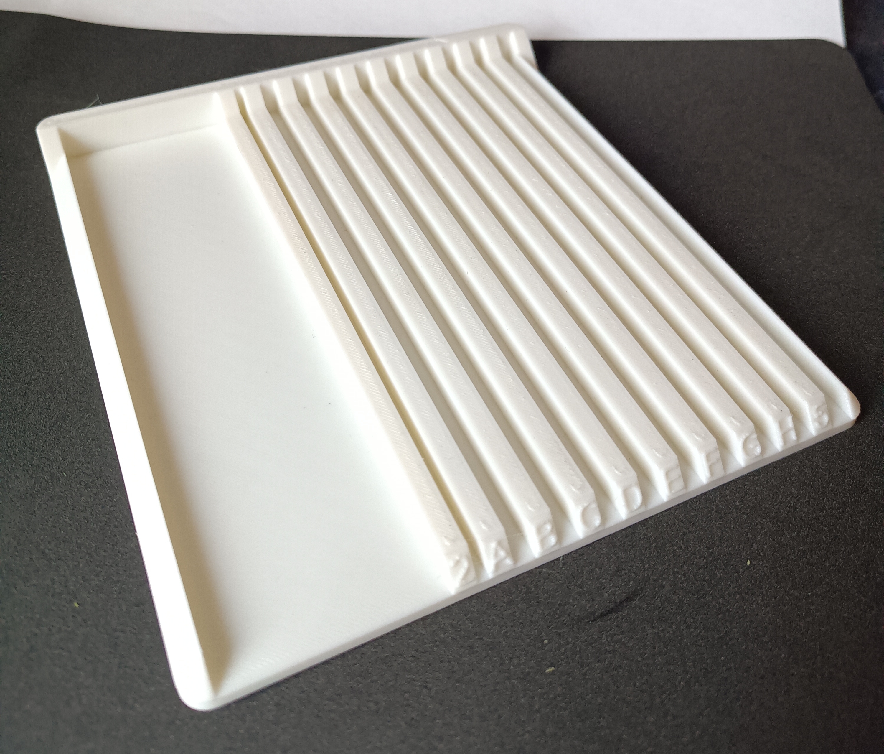 Hobby tray + sprue holder