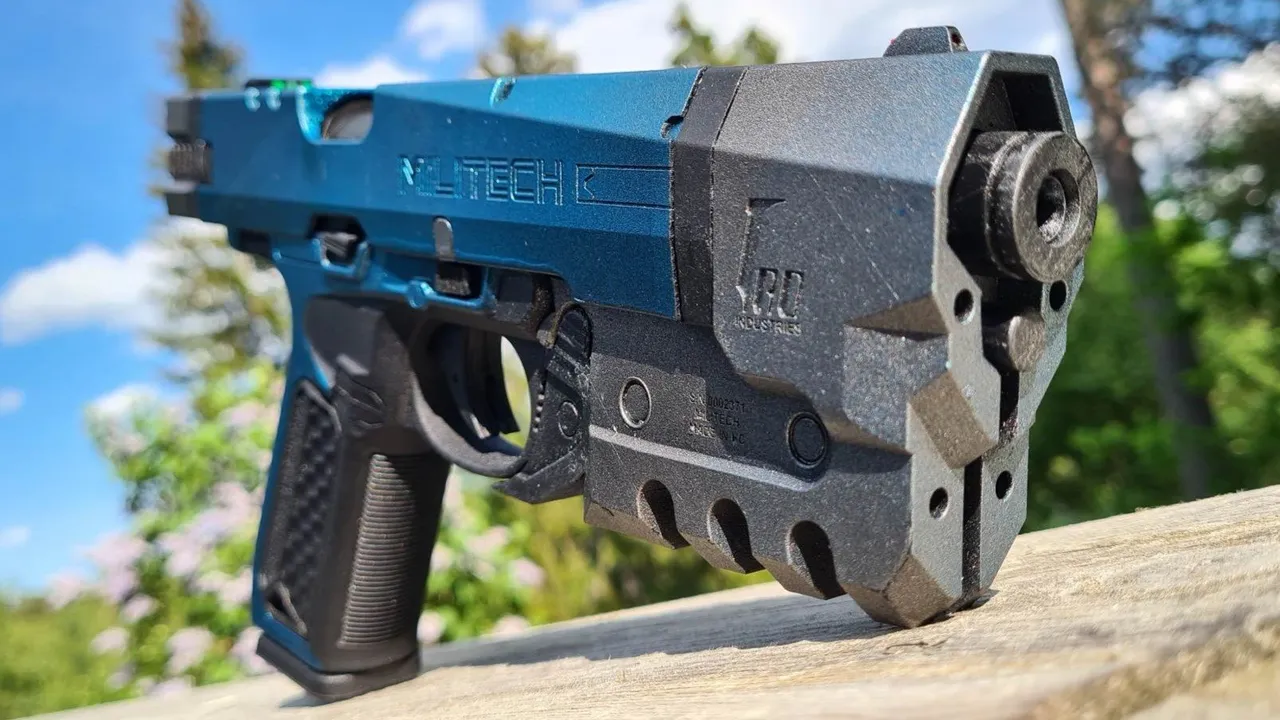 AAP-01 Cyberpunk 2077 M-10AF Lexington (Resin) by xelphar