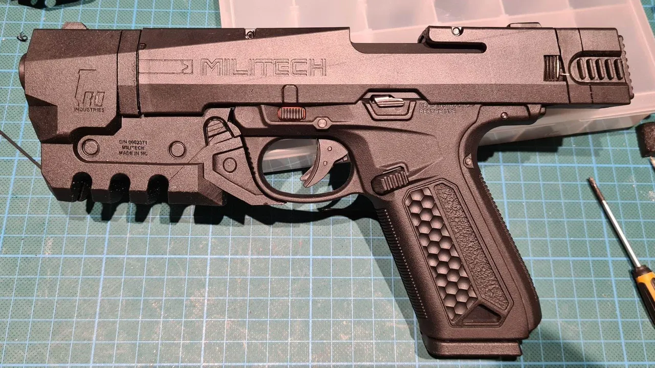 AAP-01 Cyberpunk 2077 M-10AF Lexington (Resin) by xelphar