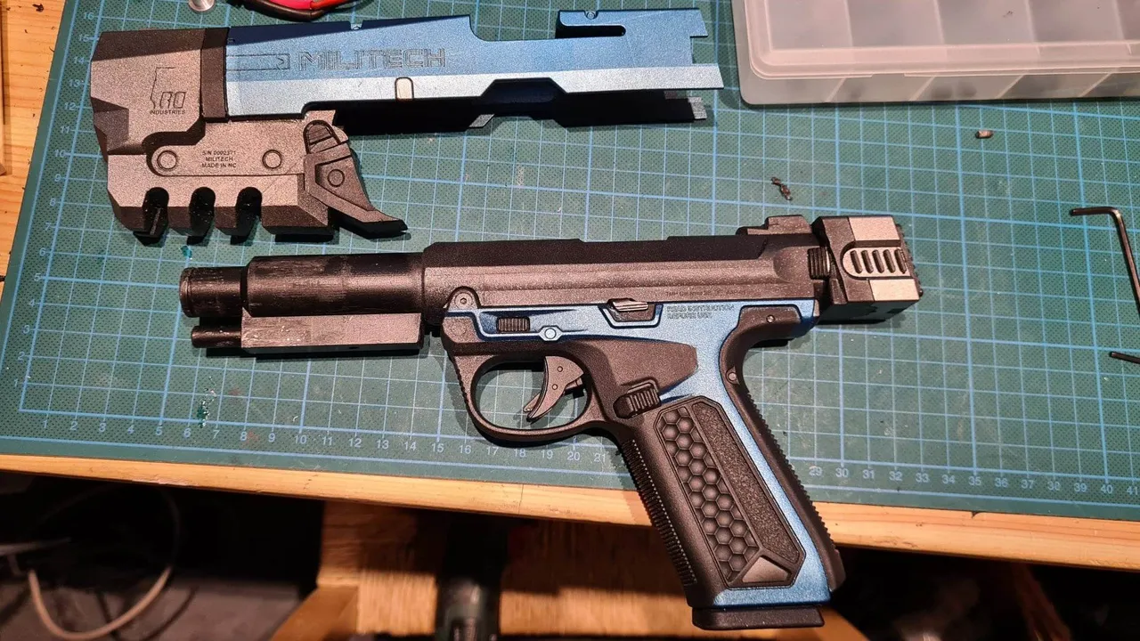 AAP-01 Cyberpunk 2077 M-10AF Lexington (Resin) by xelphar