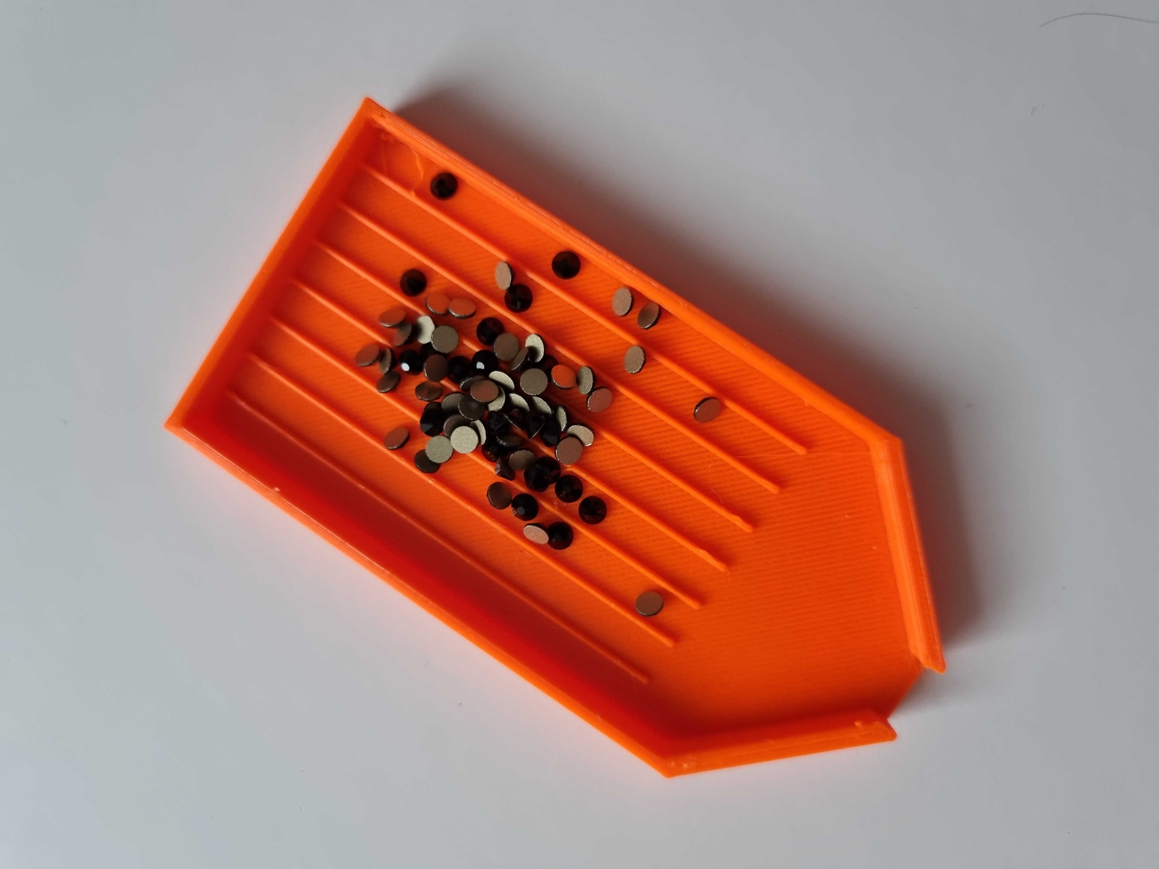 Miniatura 6 do modelo 3D Rhinestone - Plastic Bead Sorting Trays