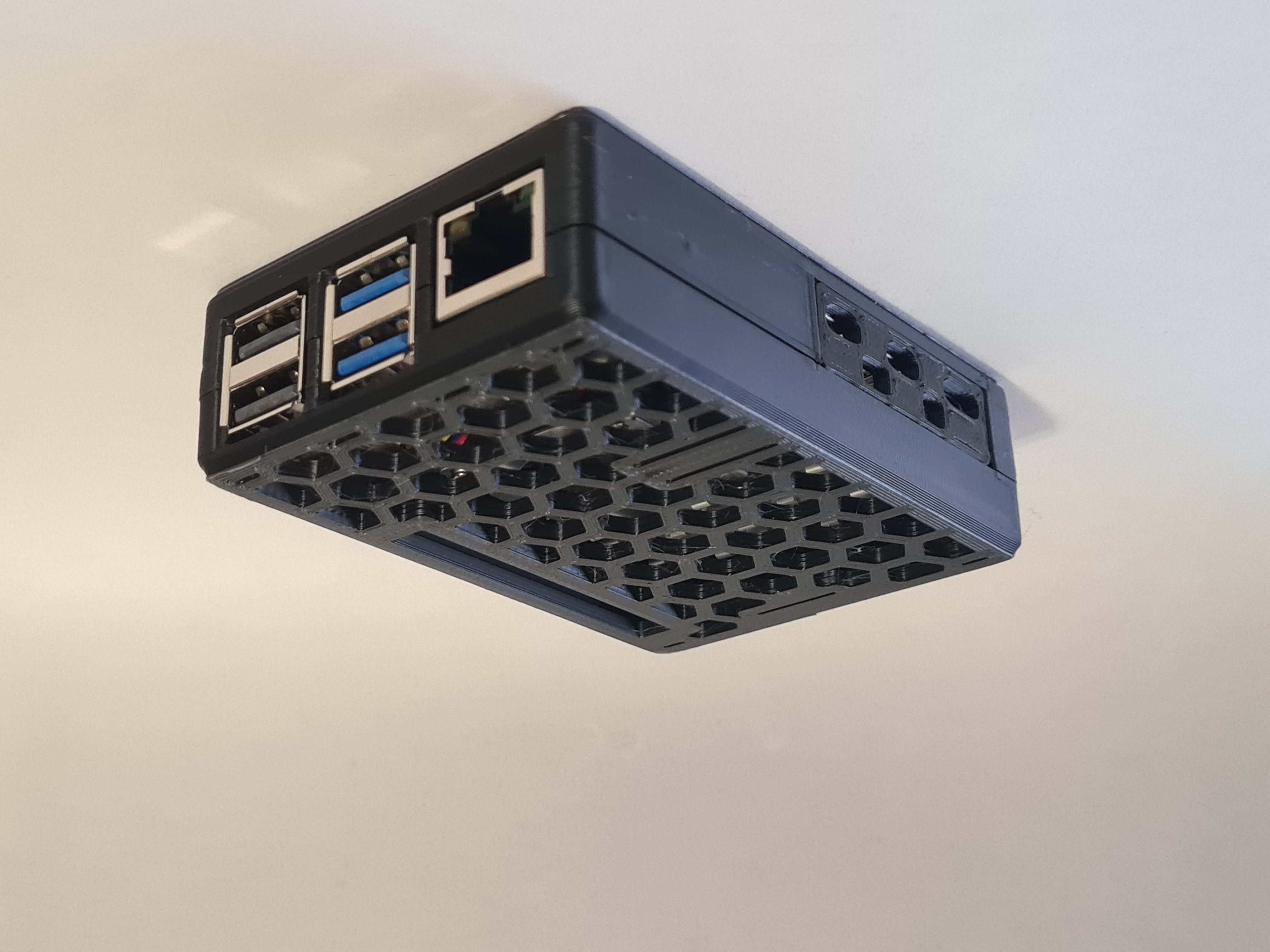 Miniatura 5 do modelo 3D Raspberry Pi 5 Case