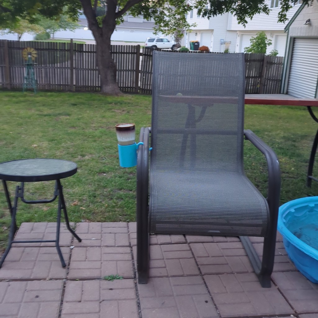 Cup Holder for 26mm Lawn Chair Arm — thumbnail 2