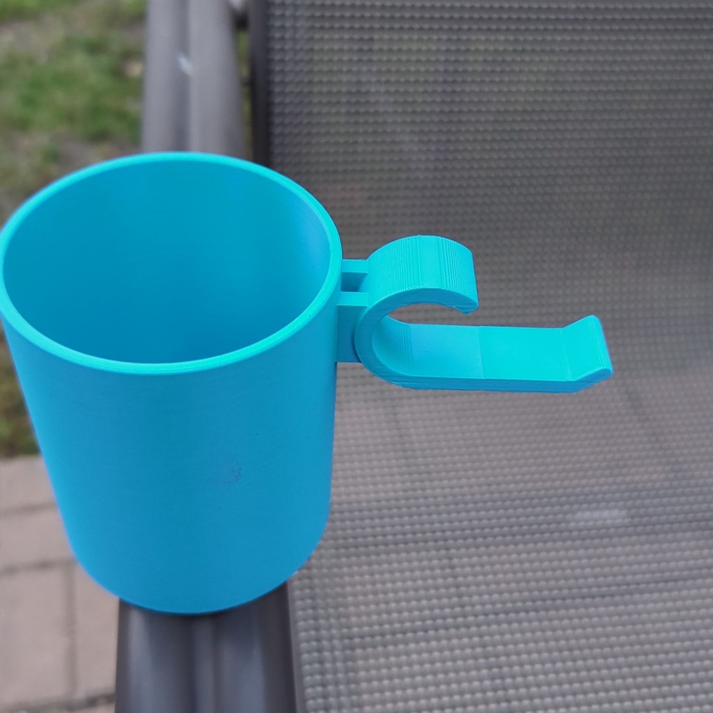 Cup Holder for 26mm Lawn Chair Arm — thumbnail 5