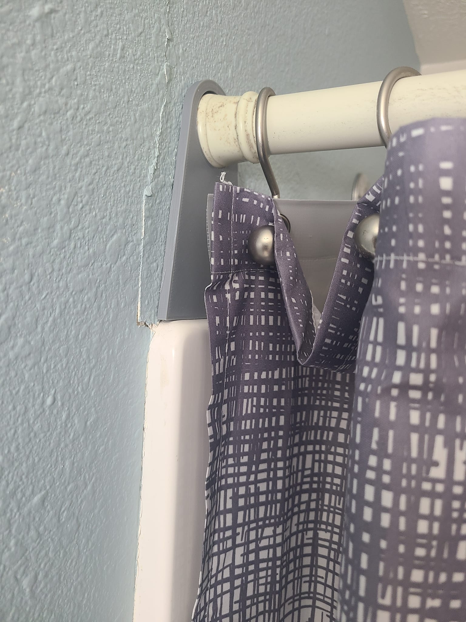 Shower Curtain Bar Riser — thumbnail 3
