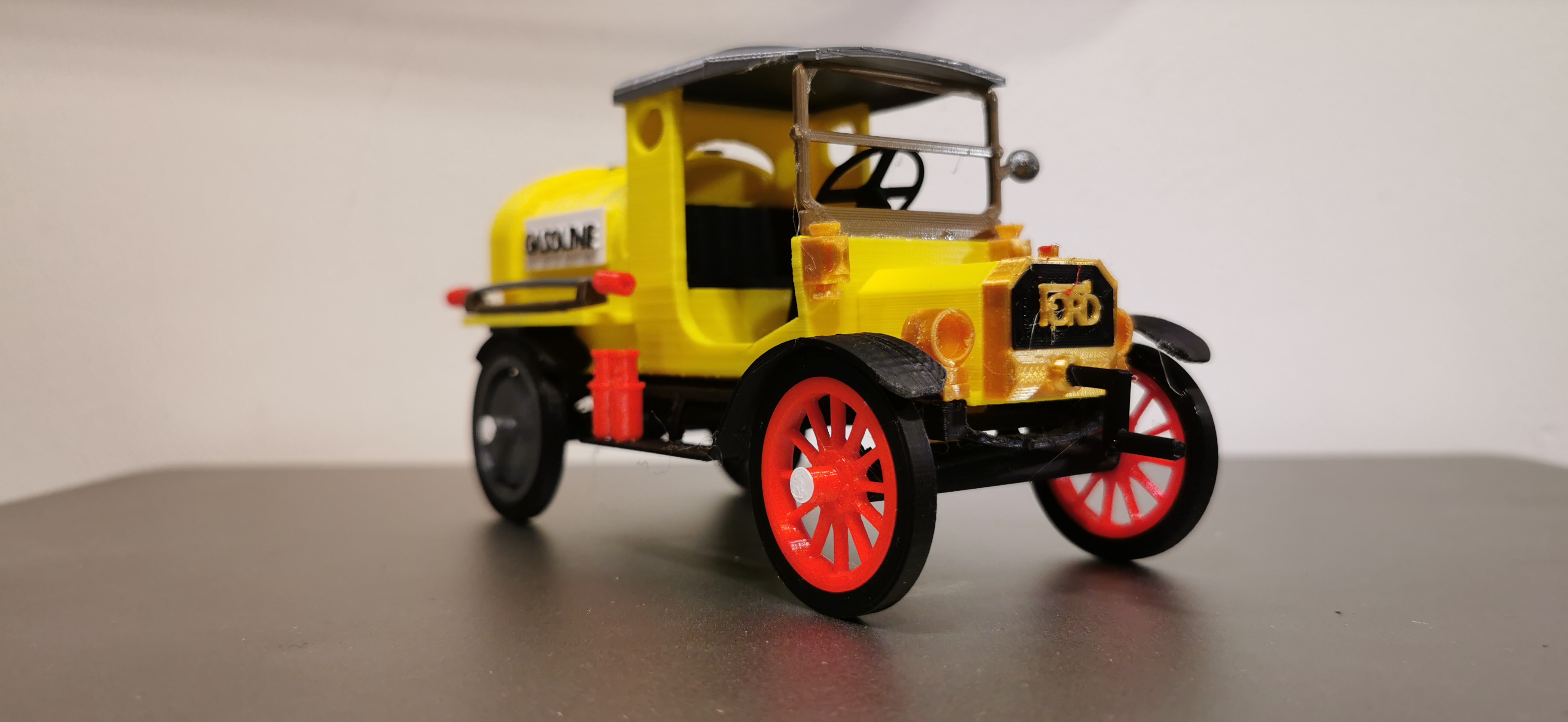 Ford-Model T Oiltruck 1927 Designer Ed van der Heijden — thumbnail 10