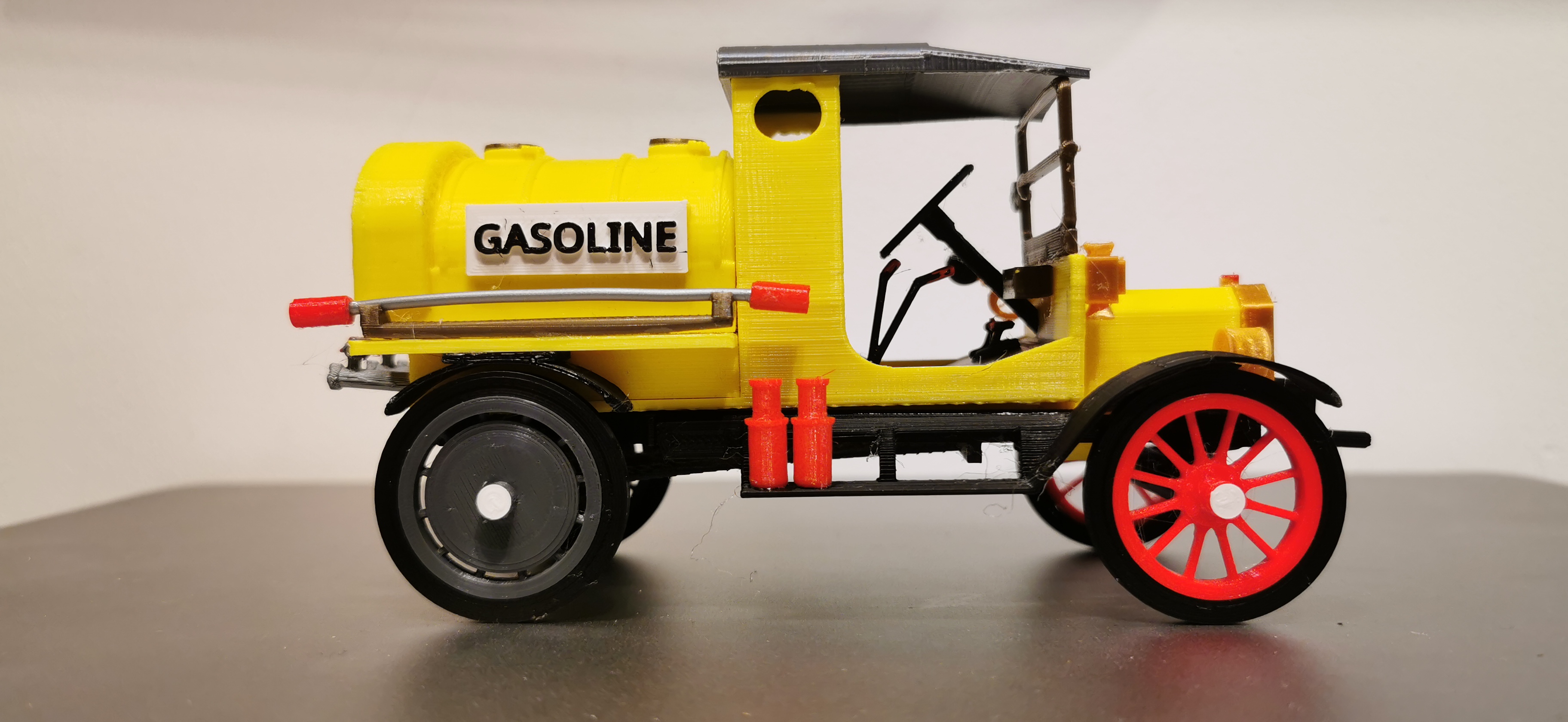 Ford-Model T Oiltruck 1927 Designer Ed van der Heijden — thumbnail 13
