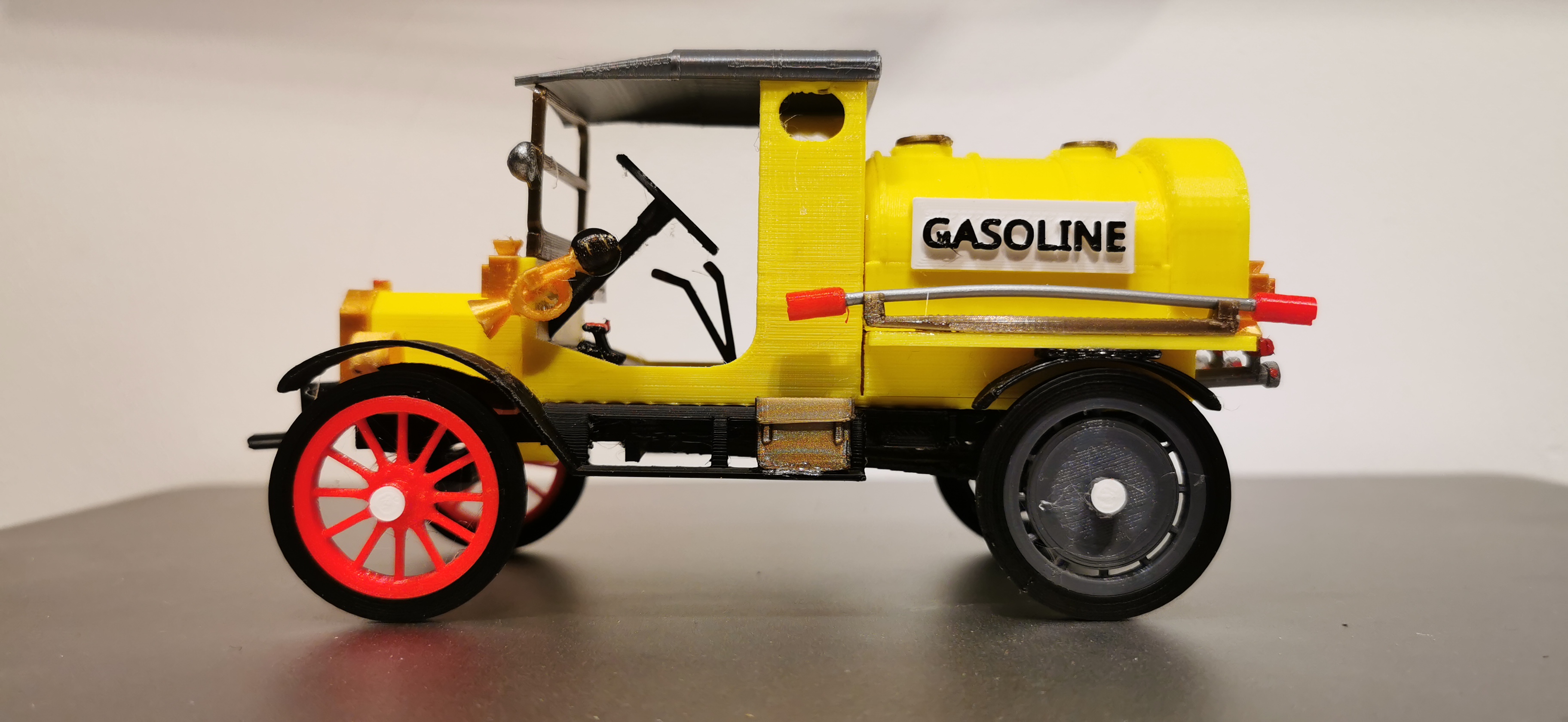 Ford-Model T Oiltruck 1927 Designer Ed van der Heijden — thumbnail 20