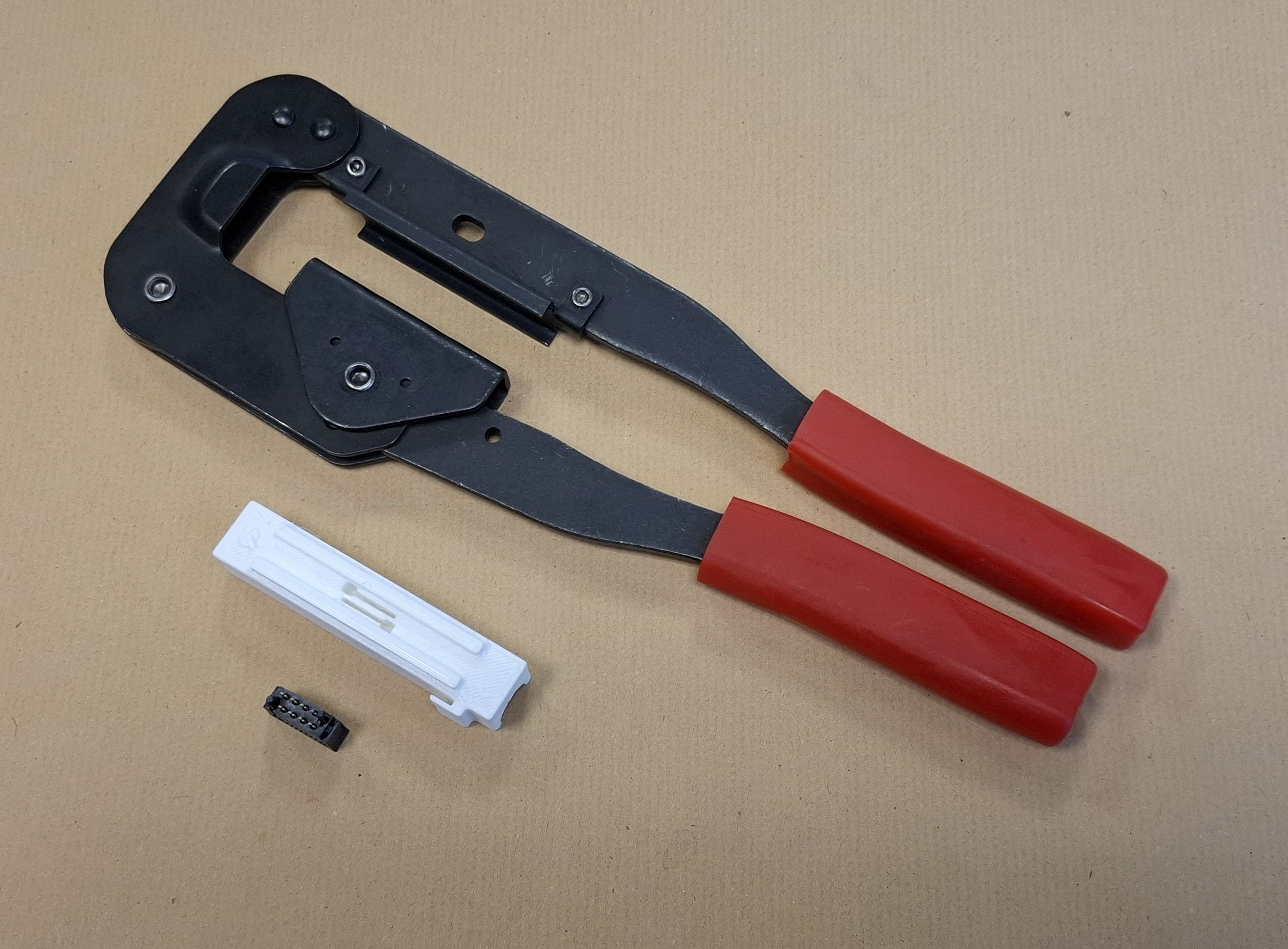 Einsatz 8 polig für Presszange MWZ 241