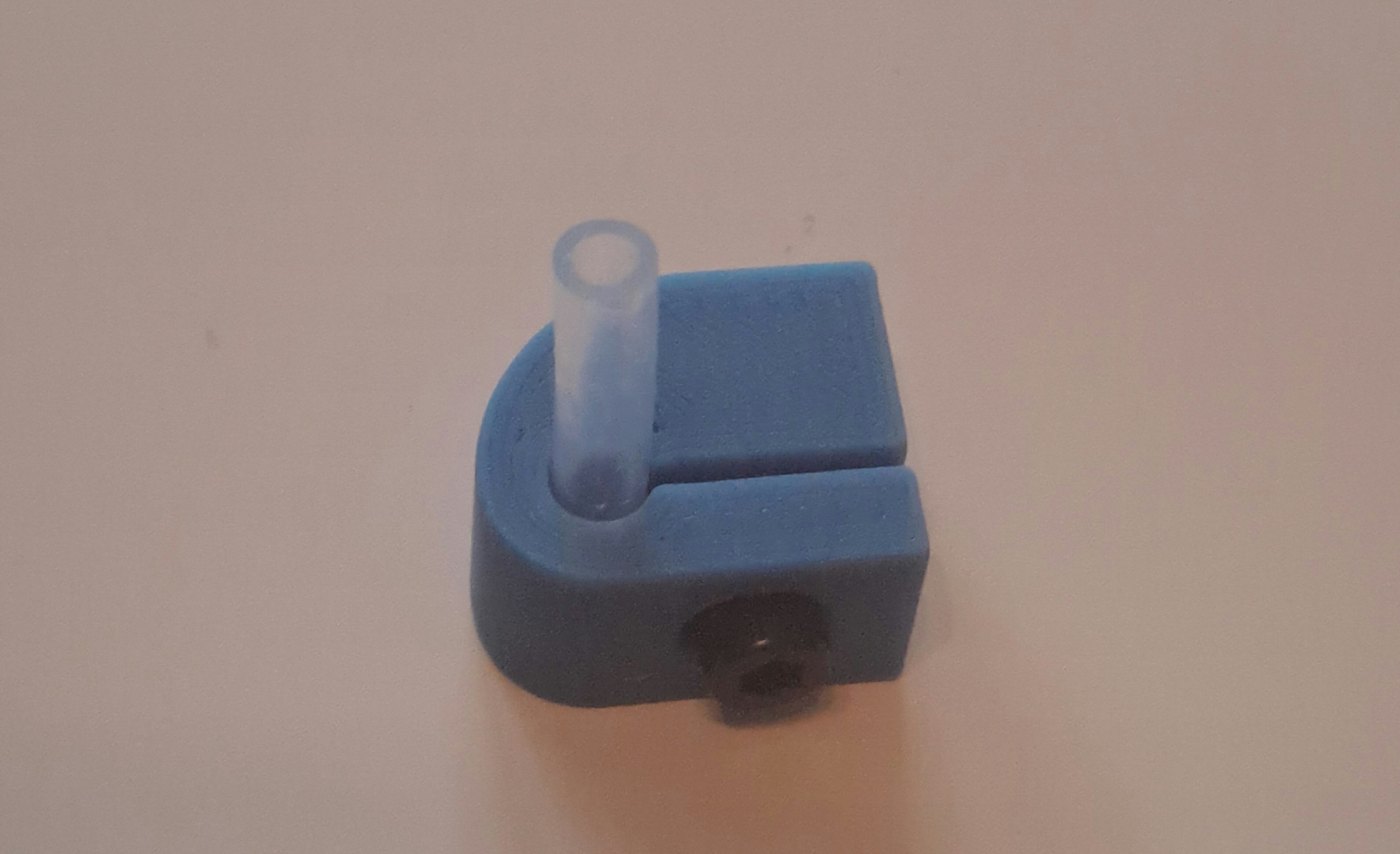 PTFE cut helper
