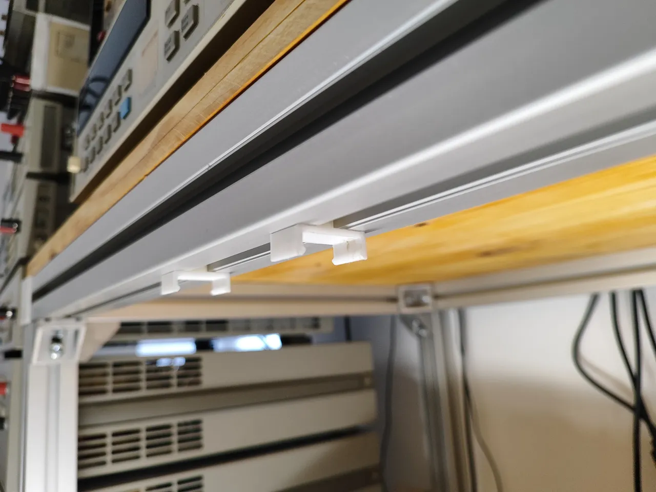 Inspire Moss LED module mount for 45mm Extrusions by Filipe Laíns ...