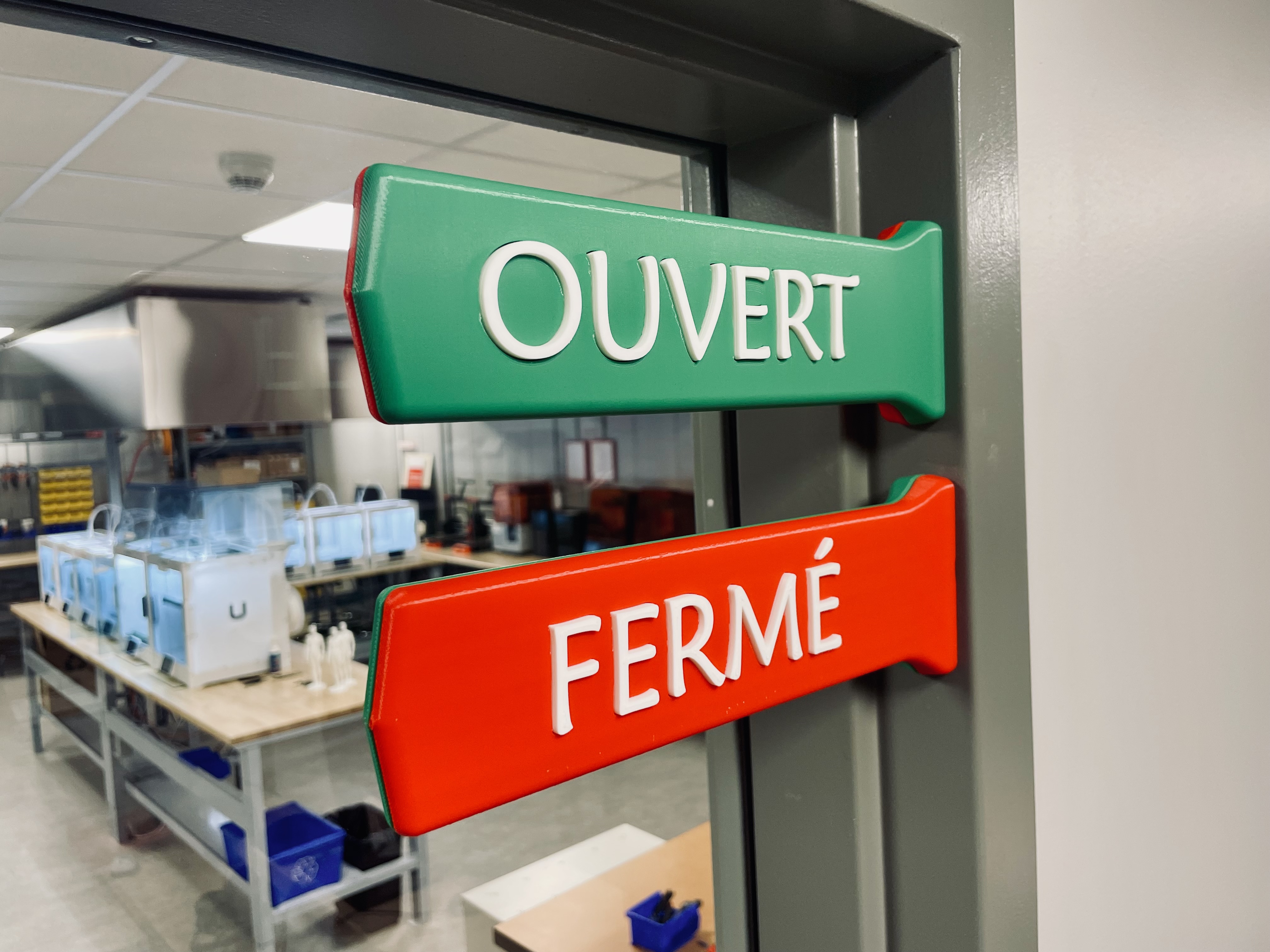 Open/Closed reversible sign - EN & FR