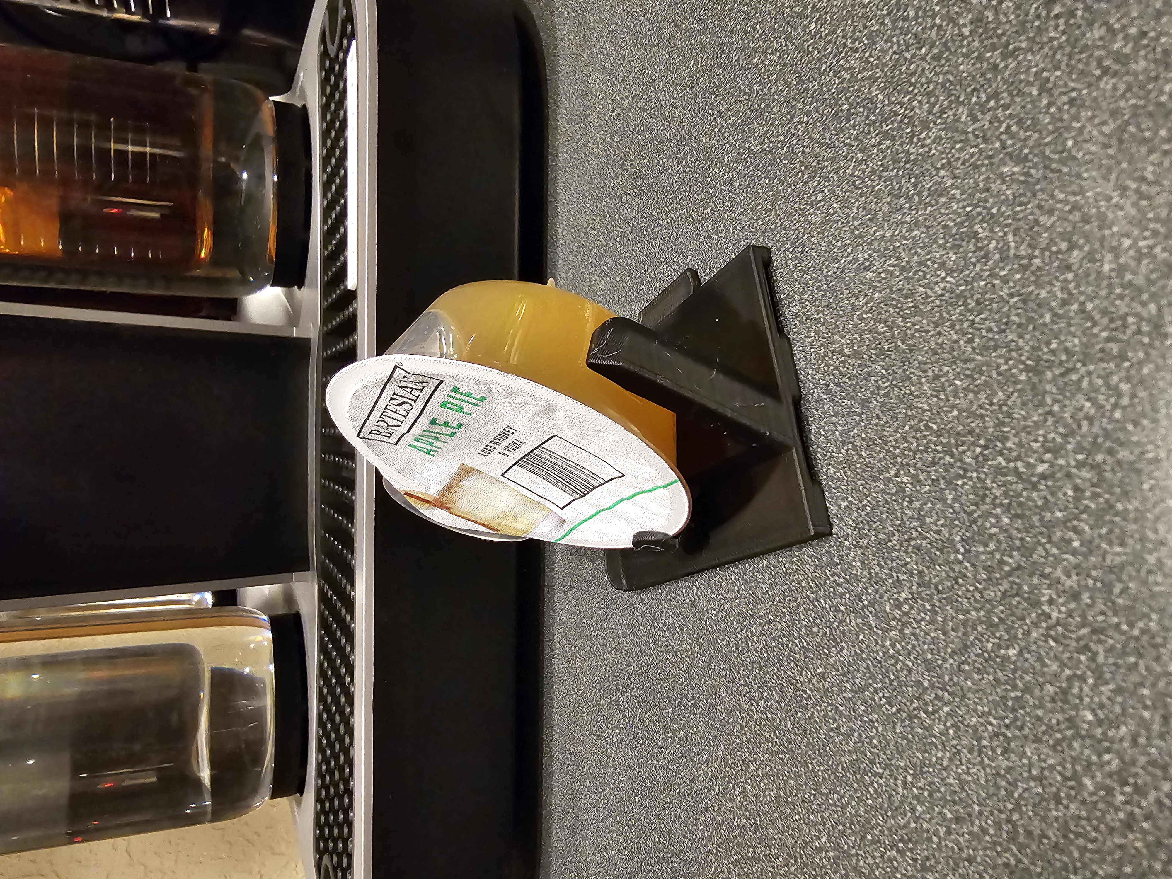 Bartesian Capsule Holder (Tiled Design) — miniatura 3