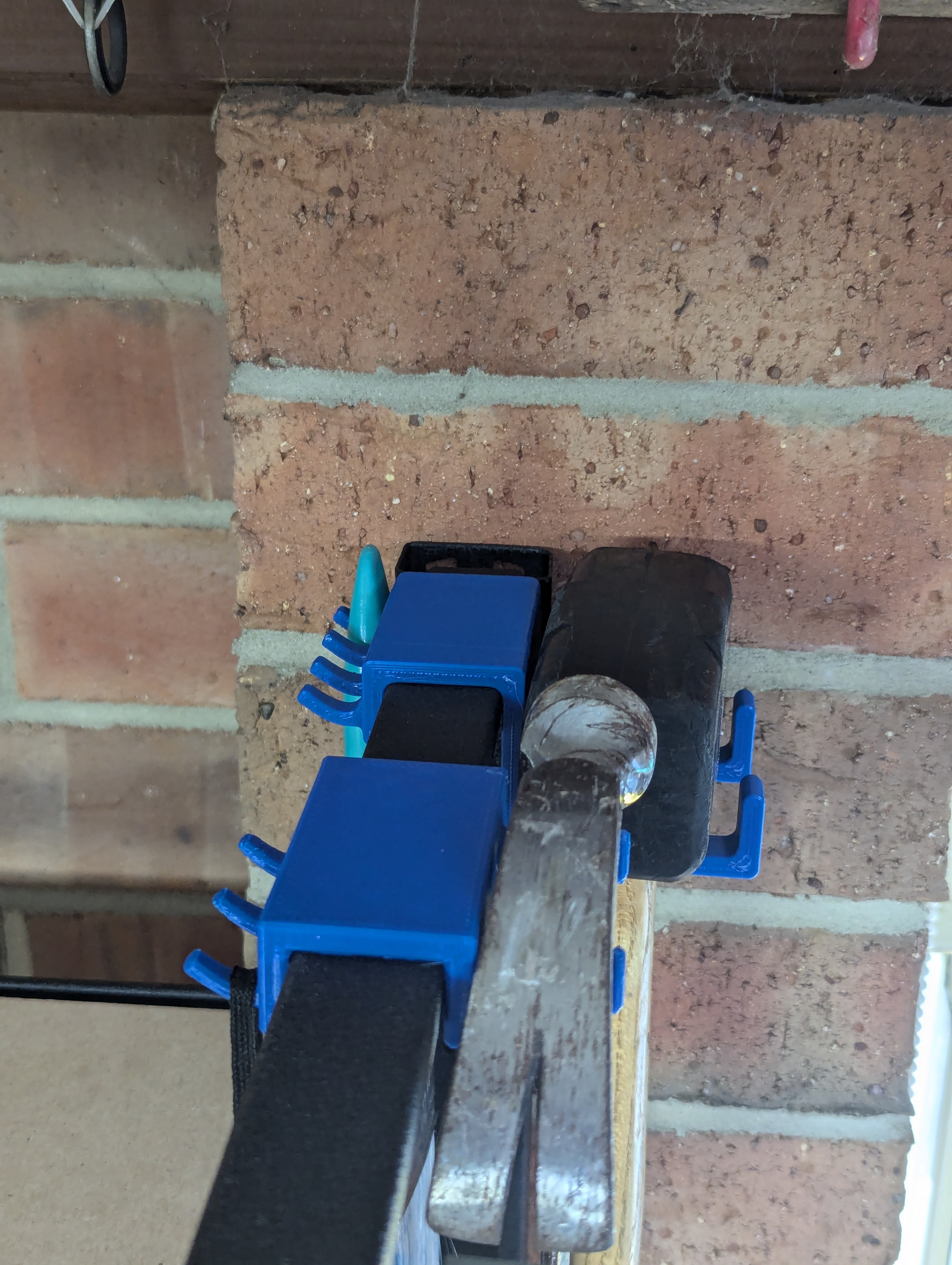 RackIT Tool Clips for Garage Racking from Bunnings — thumbnail 8