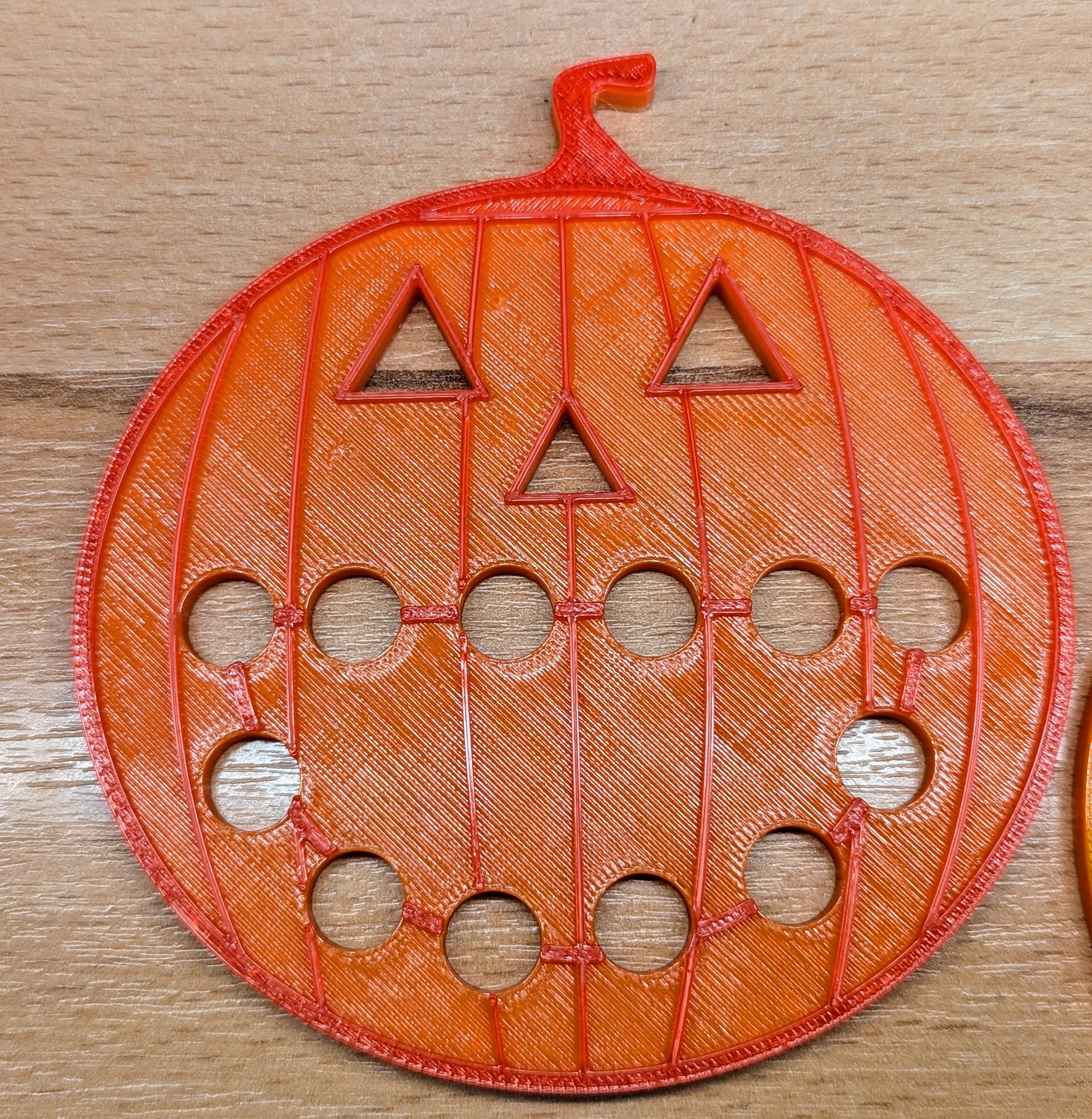Cross Stitch Floss Organizer - Pumpkin