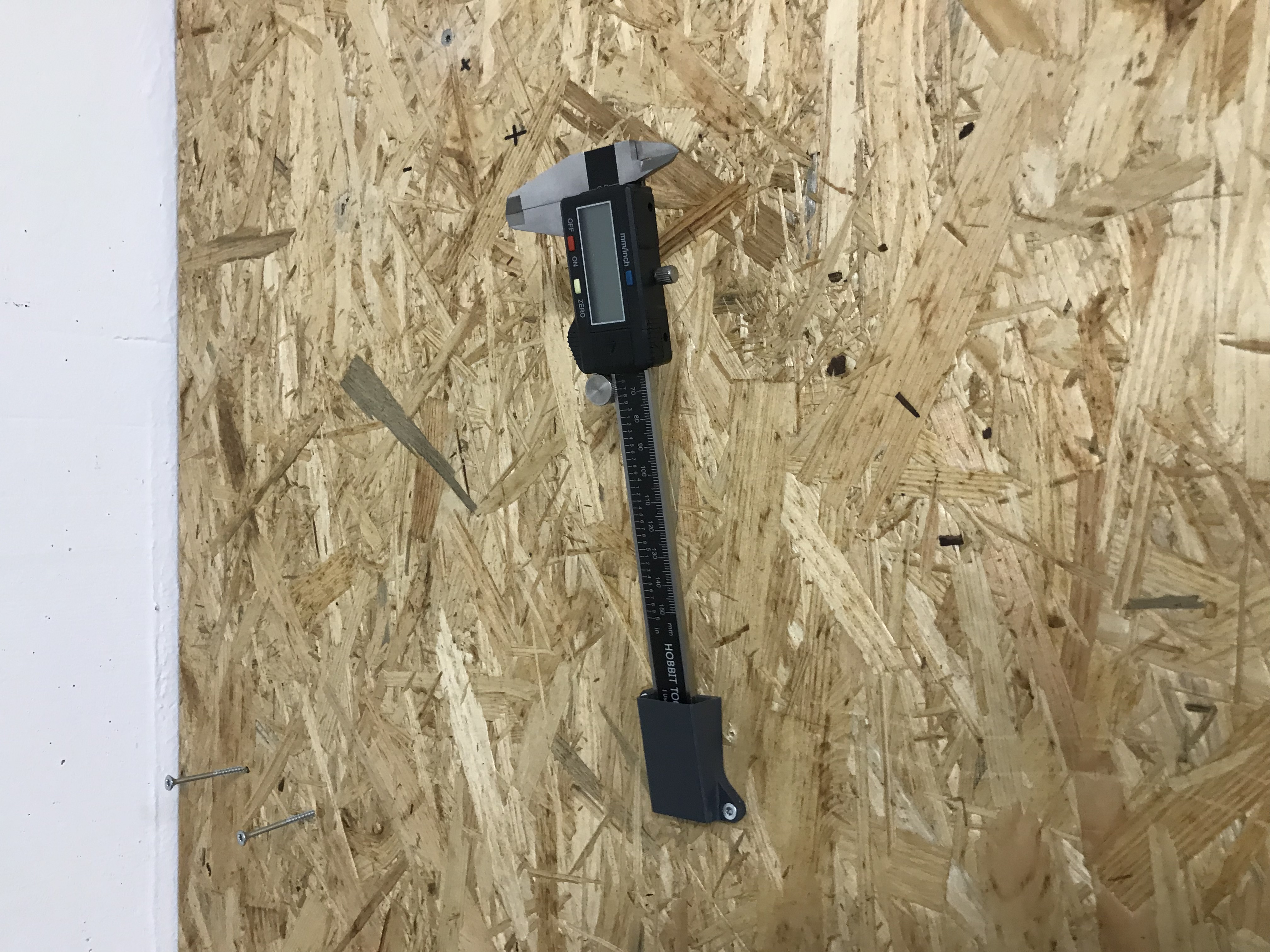 Tilted Caliper Holder — miniatura 3