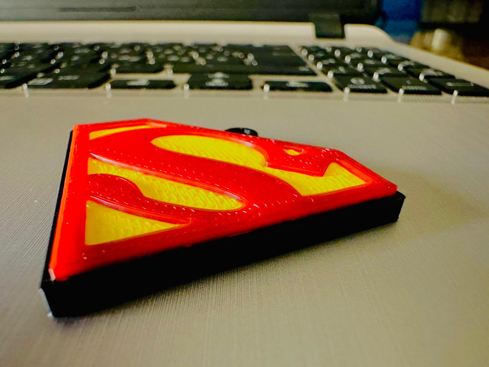 Miniatura 3 do modelo 3D superman keychain