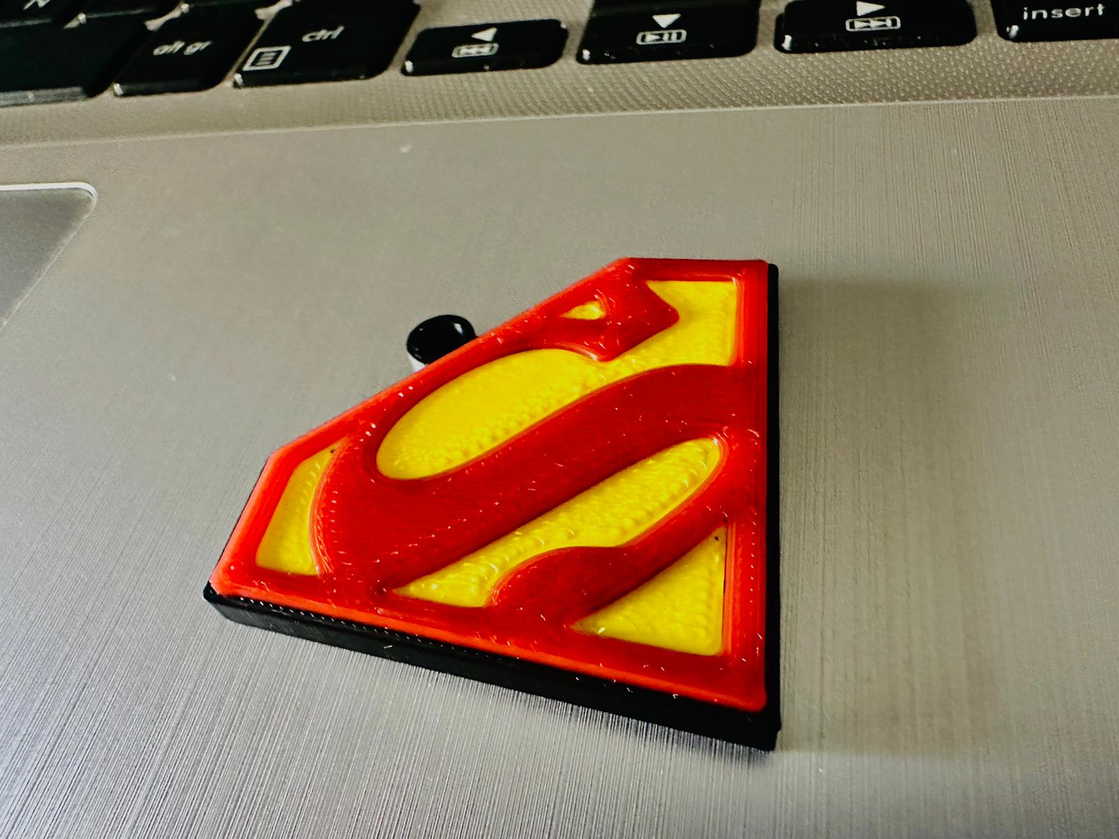 Miniatura 5 do modelo 3D superman keychain