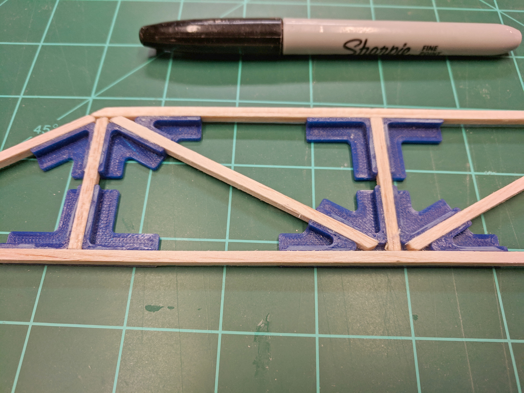 Customizable Truss Bracket