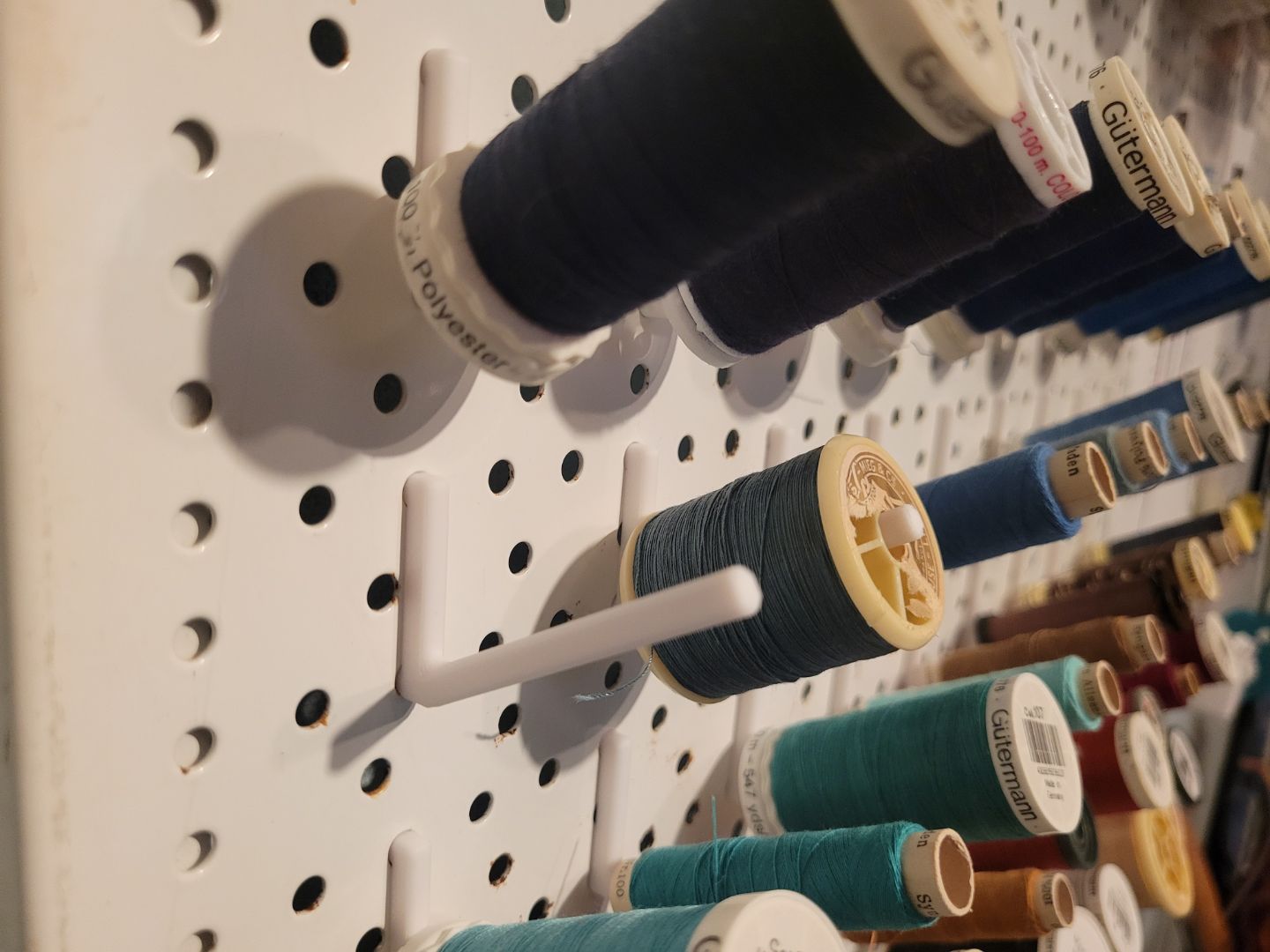 Pegboard Thread holder 3D model thumbnail