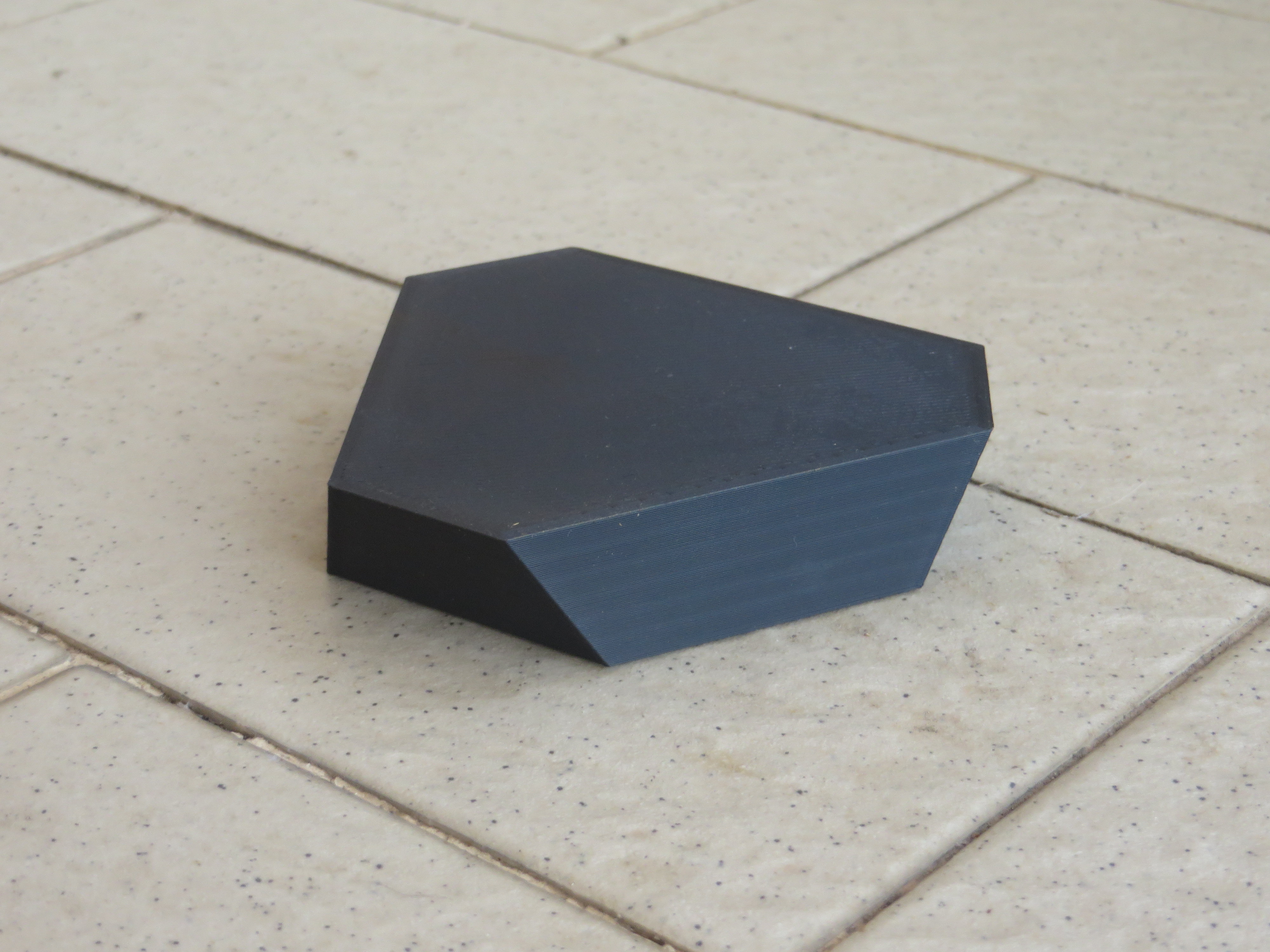 Simple base for models and statues — thumbnail 4