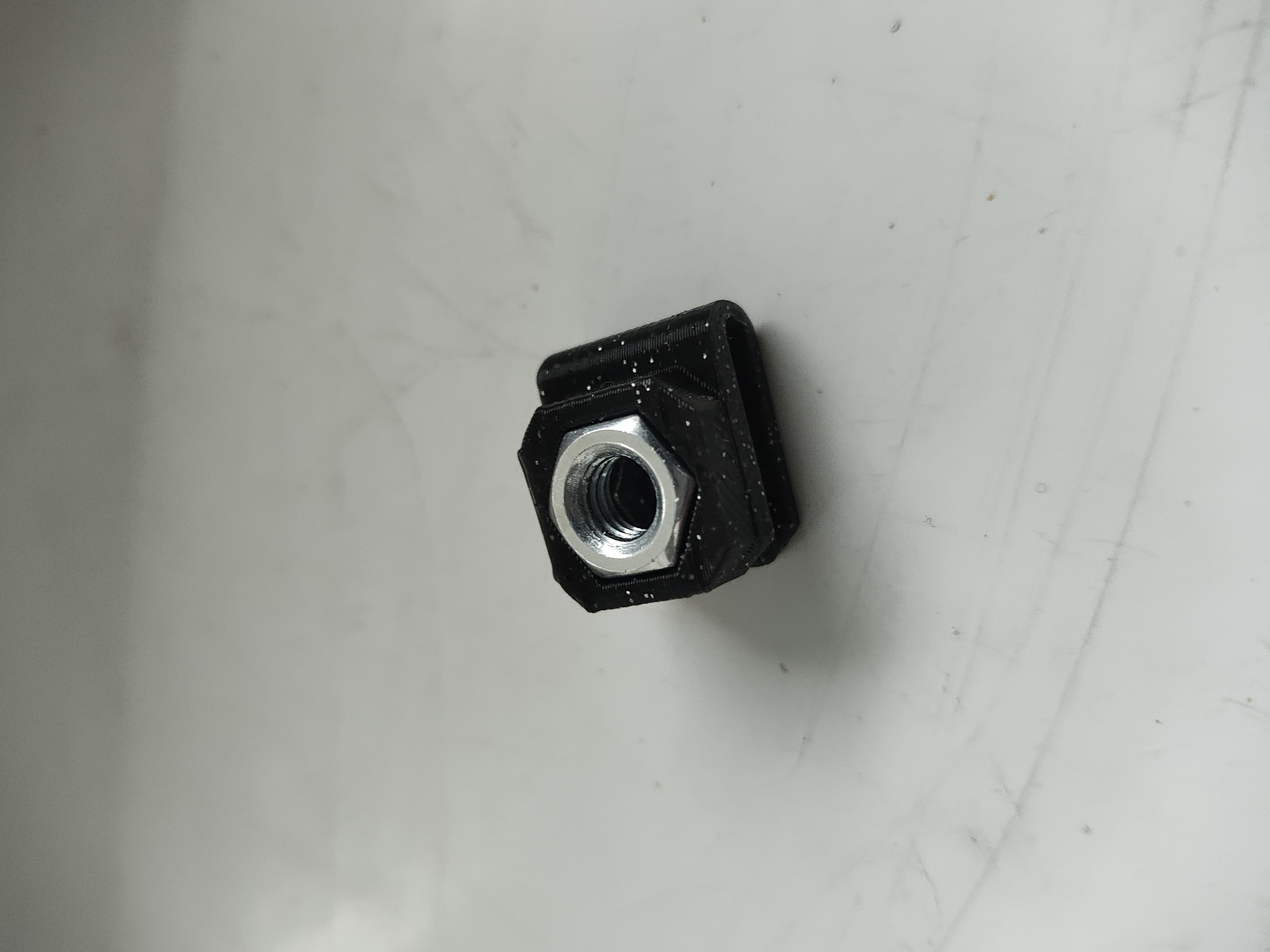 Toyota RAV 4 XA20 (2000-2005) Head Unit U Nut holder