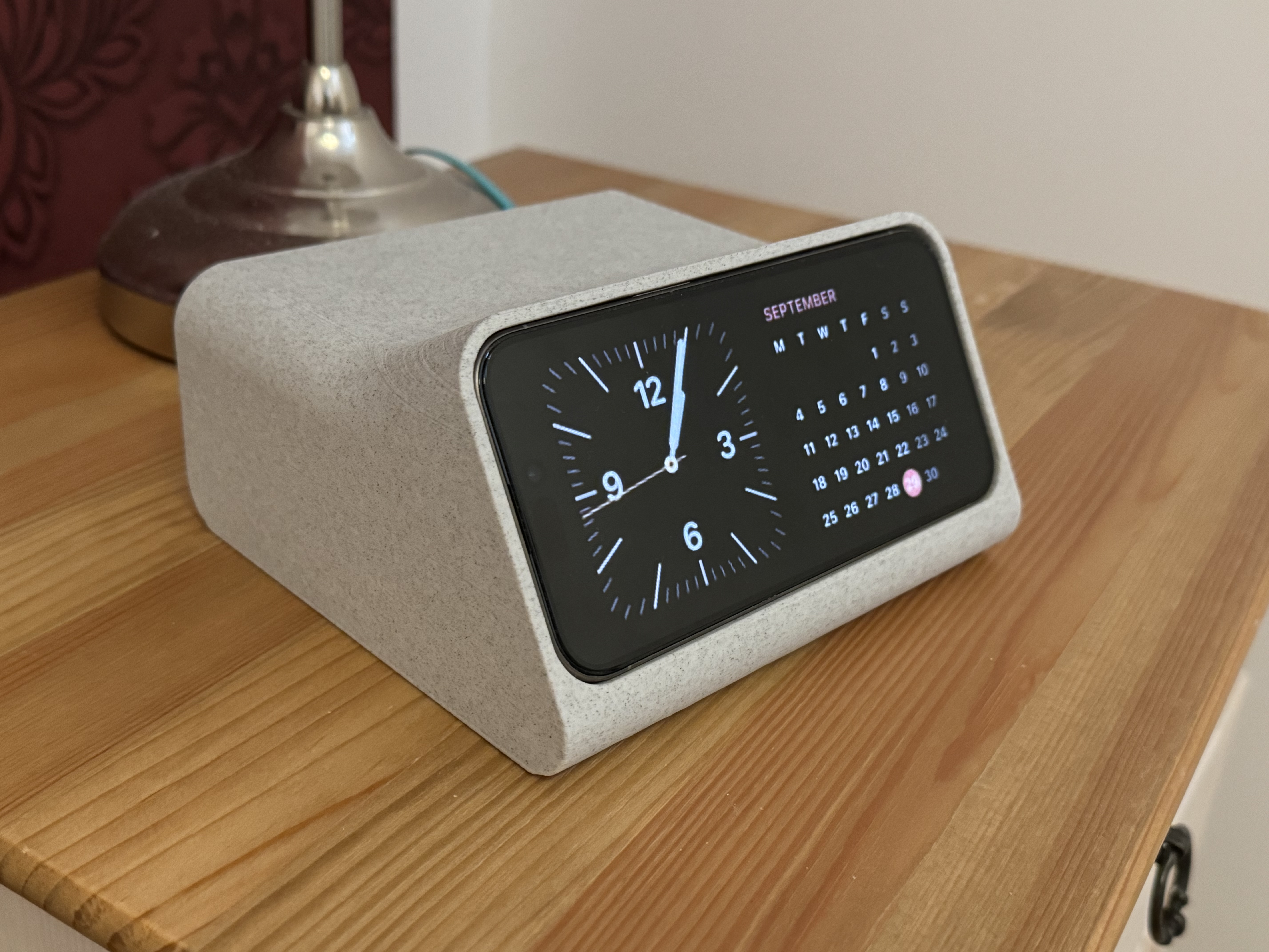 Simpler iPhone Standby Dock Stand — miniatura 2