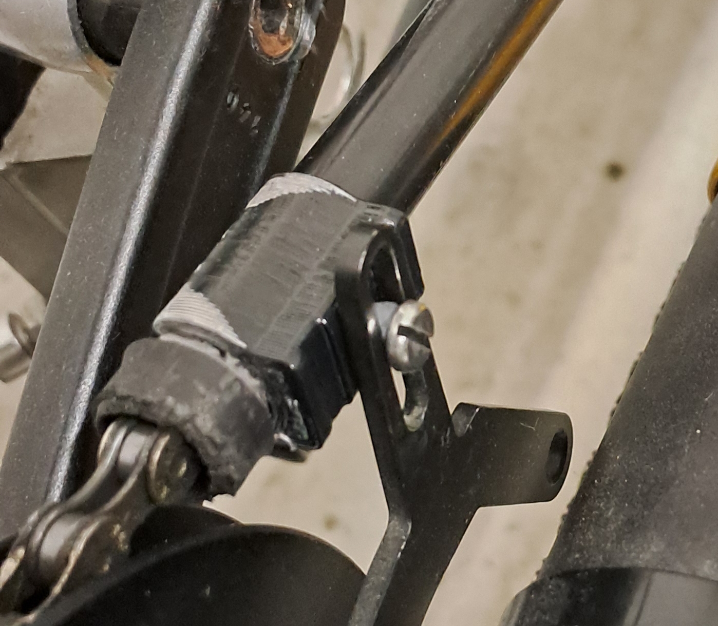 Chain Tube Attachment