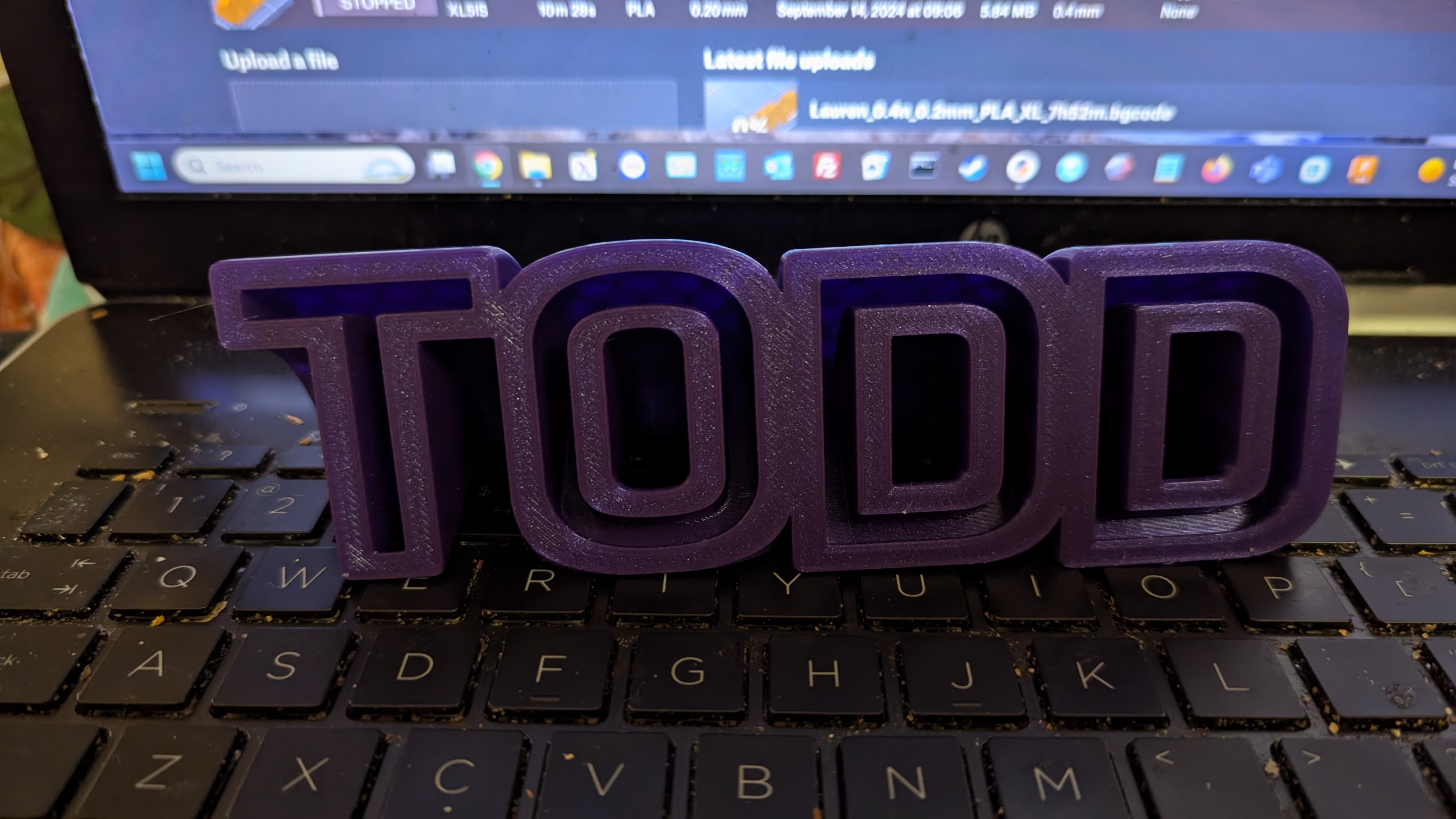 Todd Desktop sign