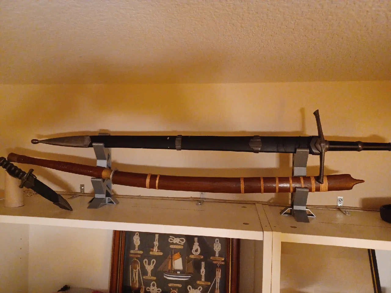Double Sword Stand Holder by HotHobGoblin | Download free STL model ...