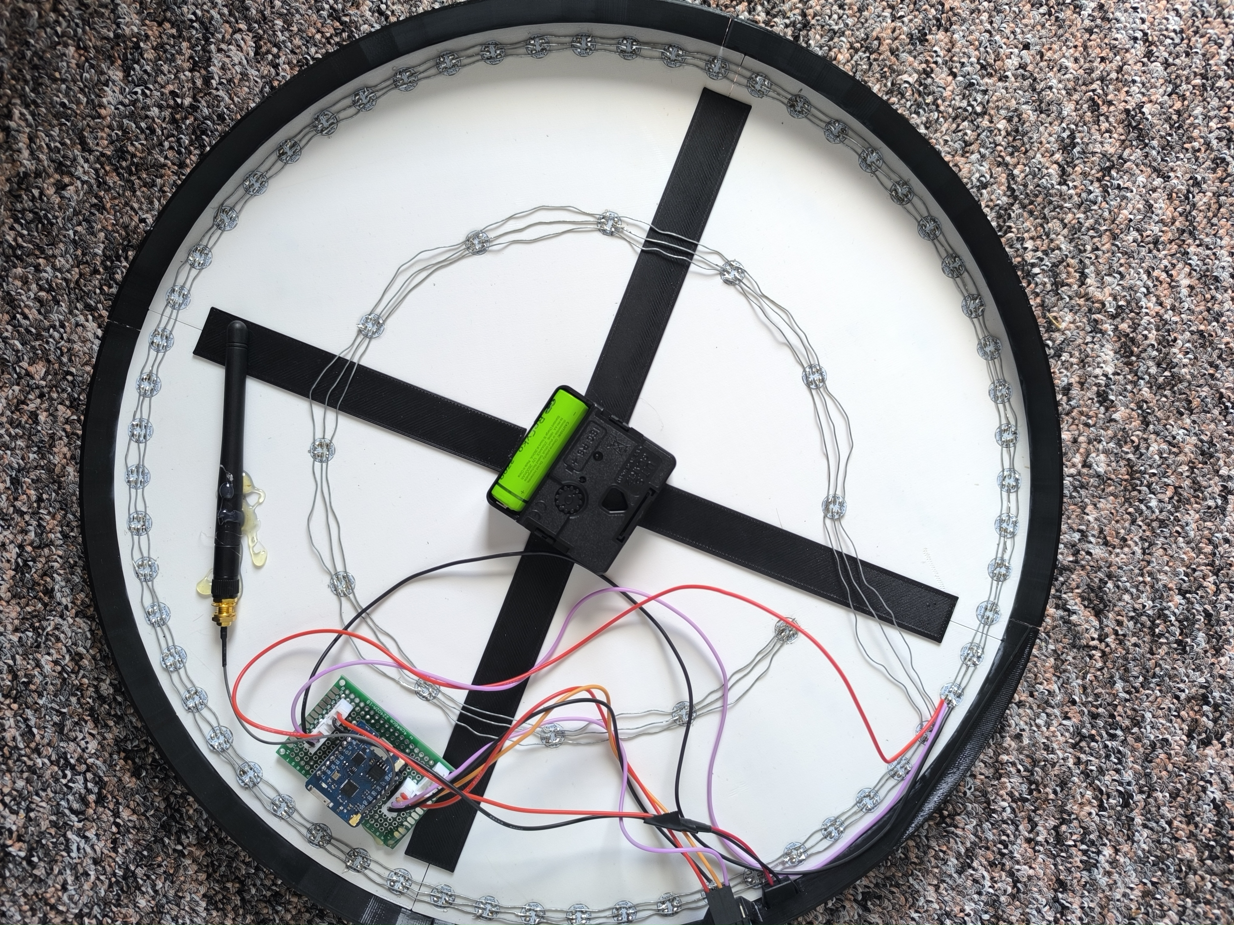 Miniatura 2 do modelo 3D LED Wall Clock with Mechanical Hands