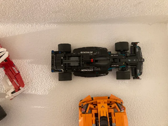 LEGO 42165 Technic Mercedes AMG F1 wall mount