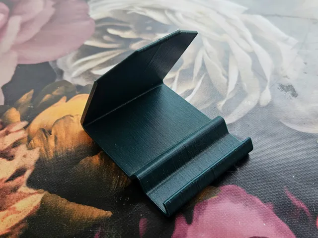 Another Simple Phone Stand