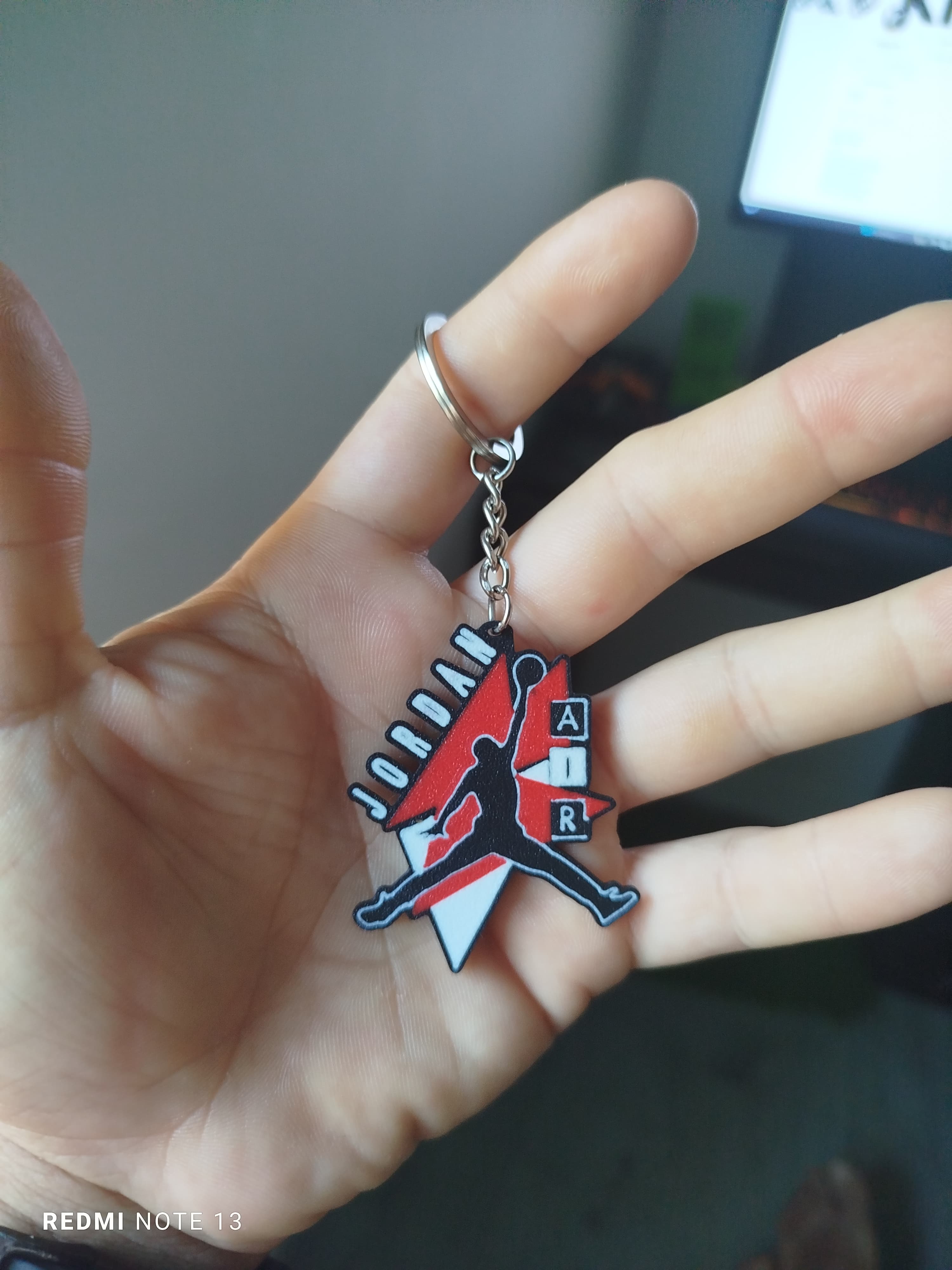 jordan keychain — thumbnail 2