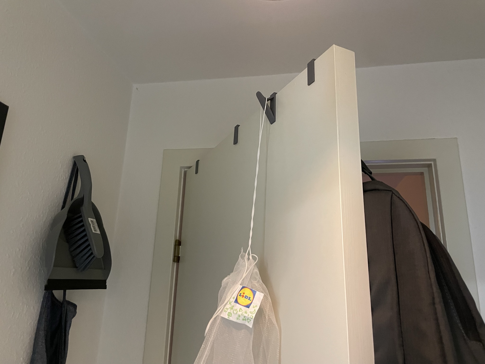 Sturdy Door Hook