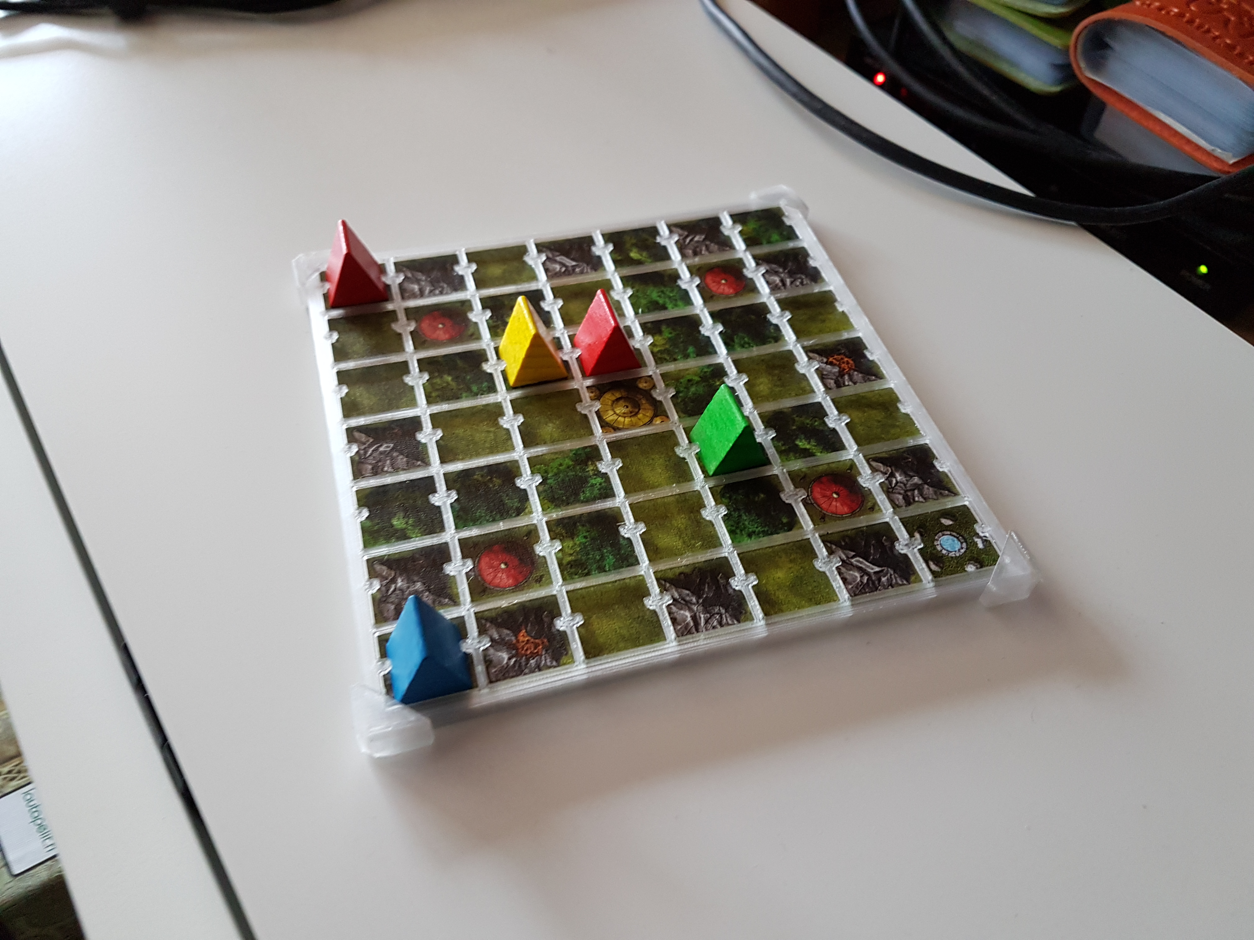 Dokmus Grid