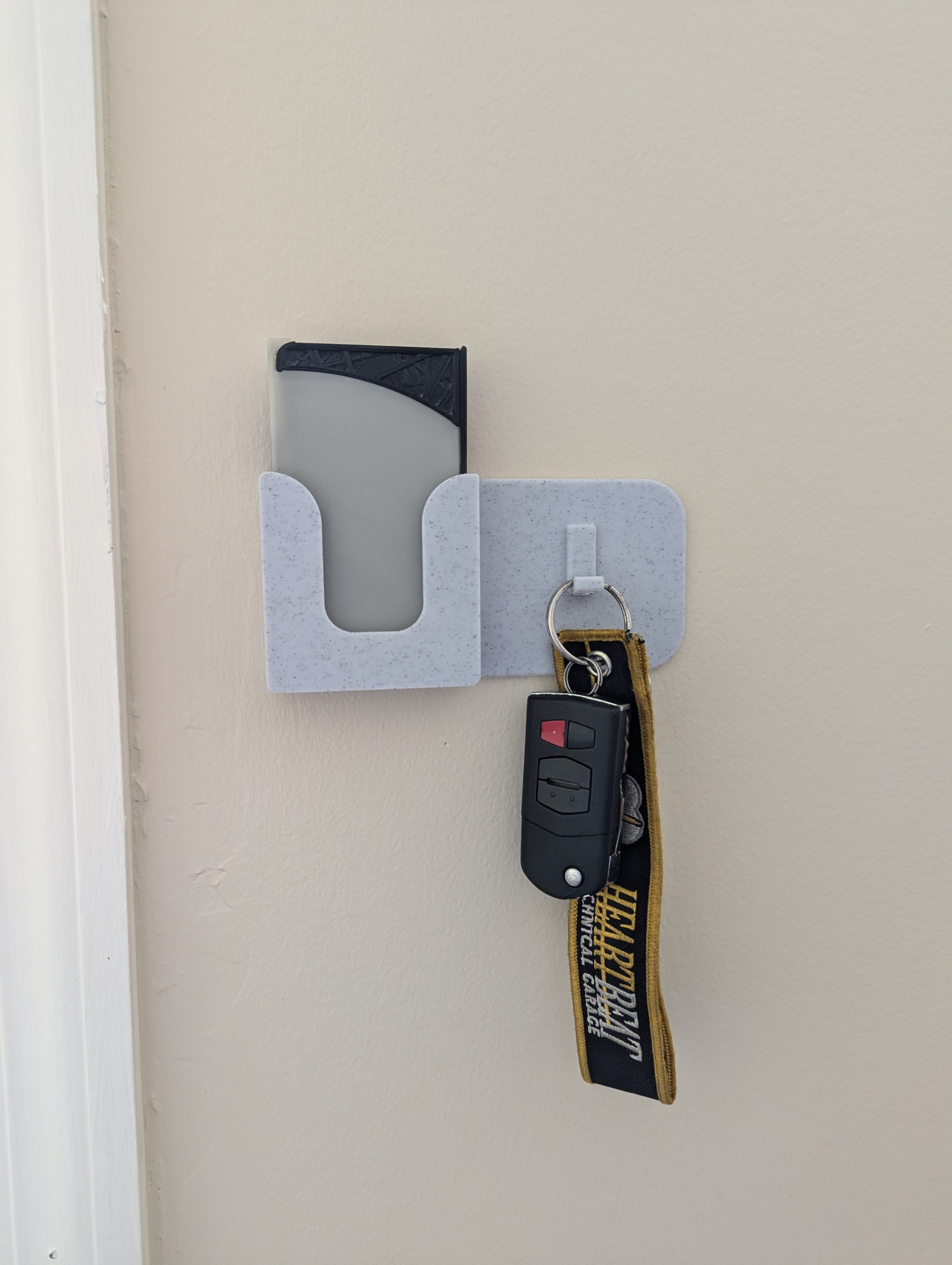 Wallet Holder and Key Hook for Maker Wallet Revamped