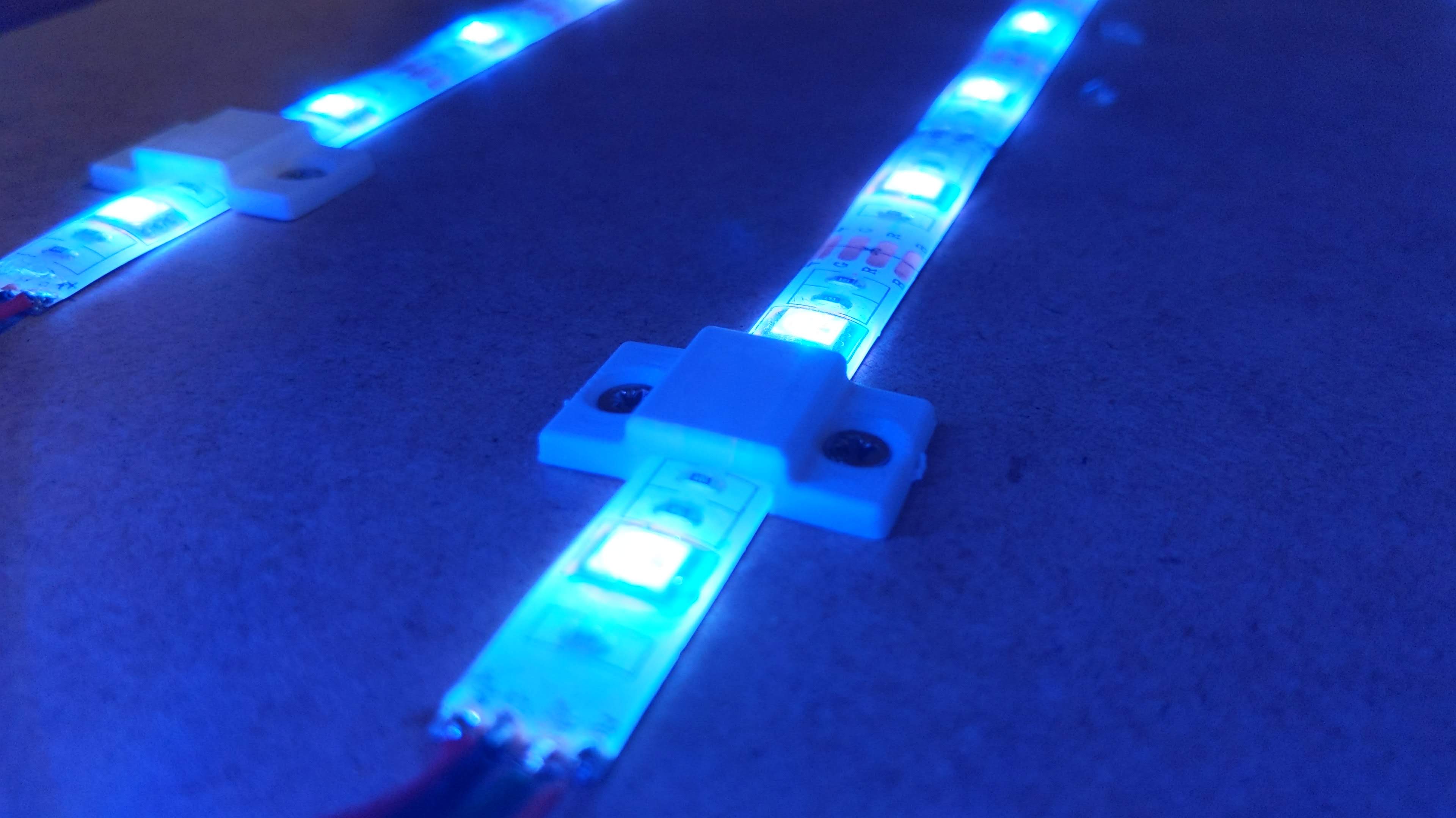 Easy LED Strip Holder by Max Siebenschläfer | Download free STL model ...