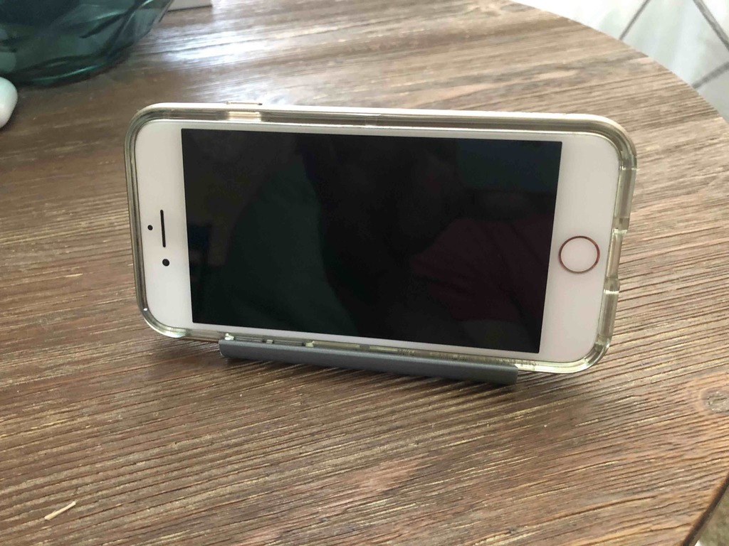iPhone Stand by LB | Download free STL model | Printables.com