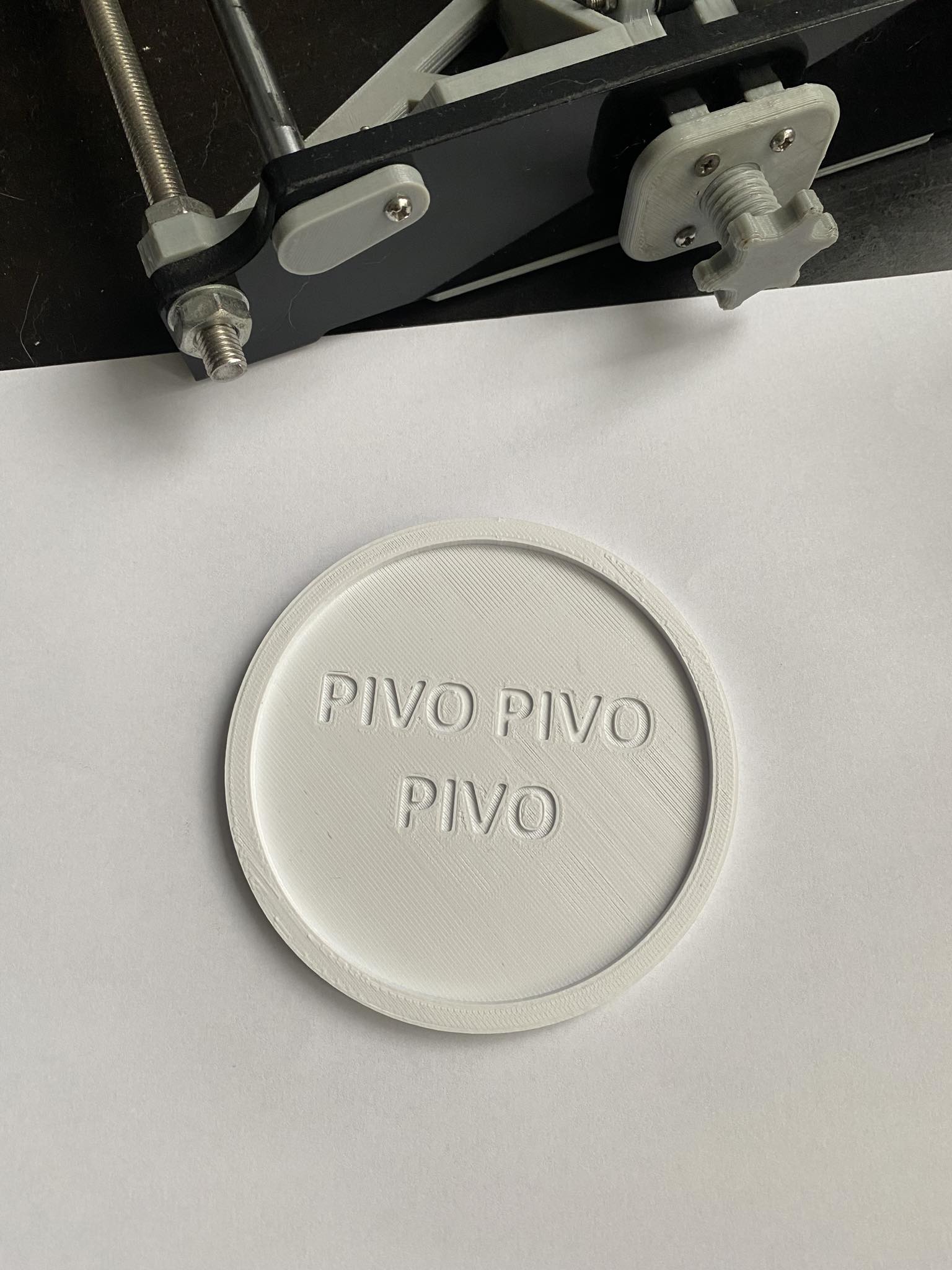 beer tray (podtácek pivo pivo pivo)