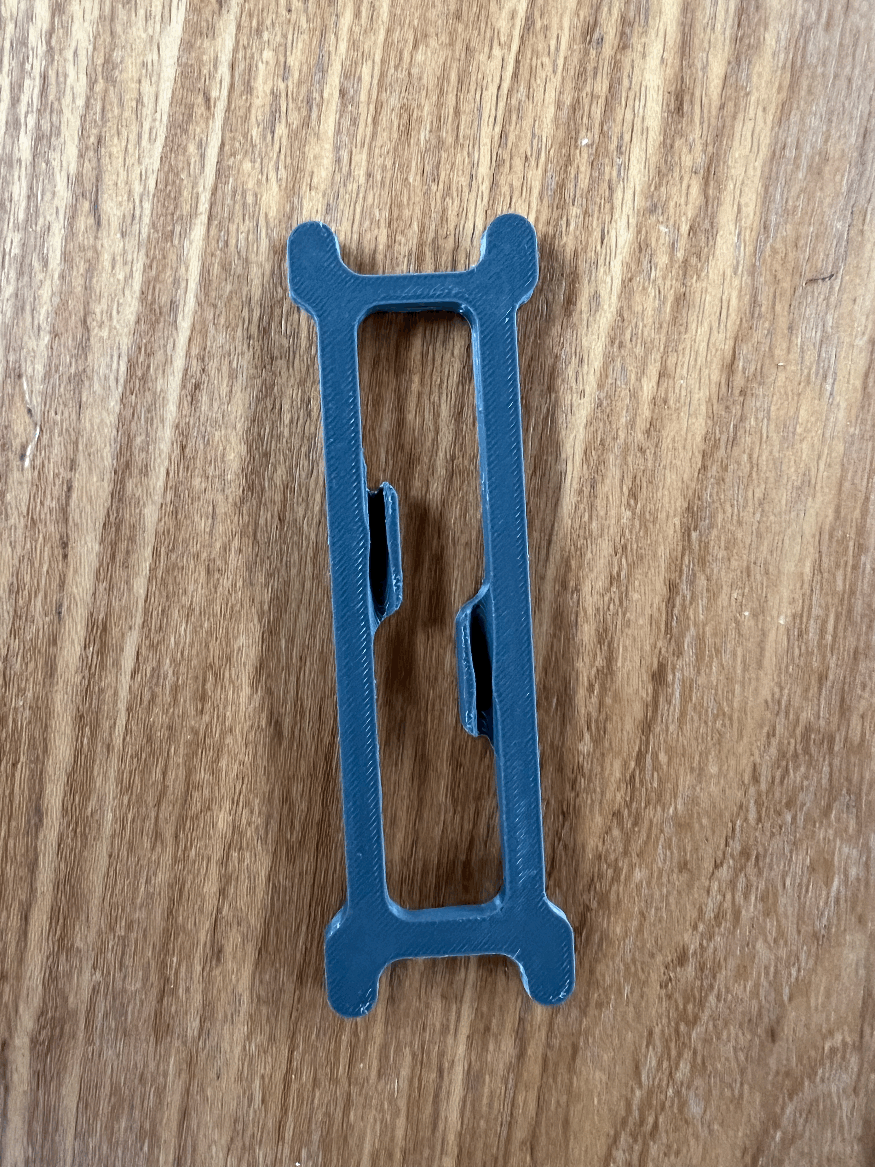 Miniatura 2 do modelo 3D Cable Organizer with gridfinity base