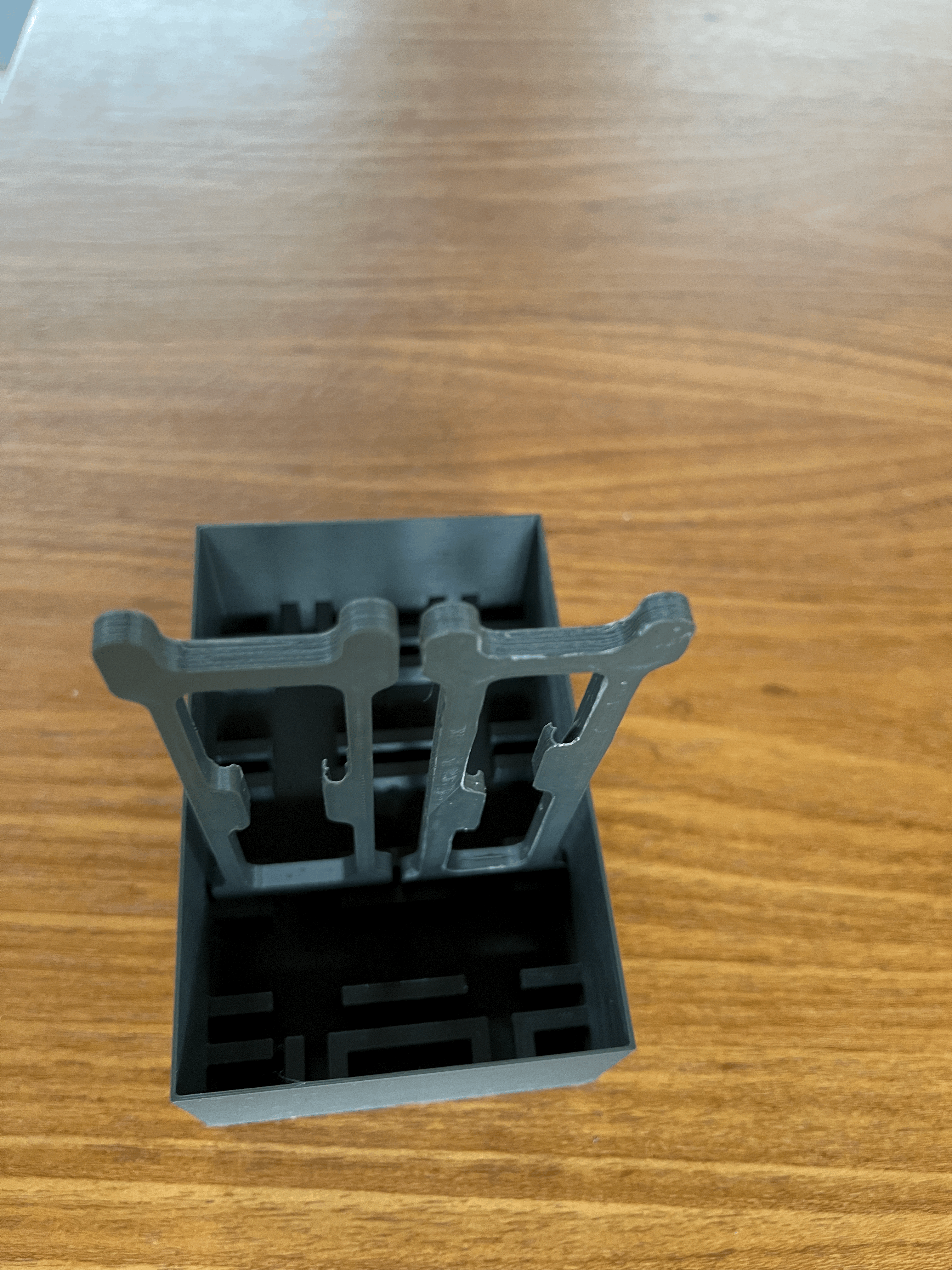 Miniatura 8 do modelo 3D Cable Organizer with gridfinity base