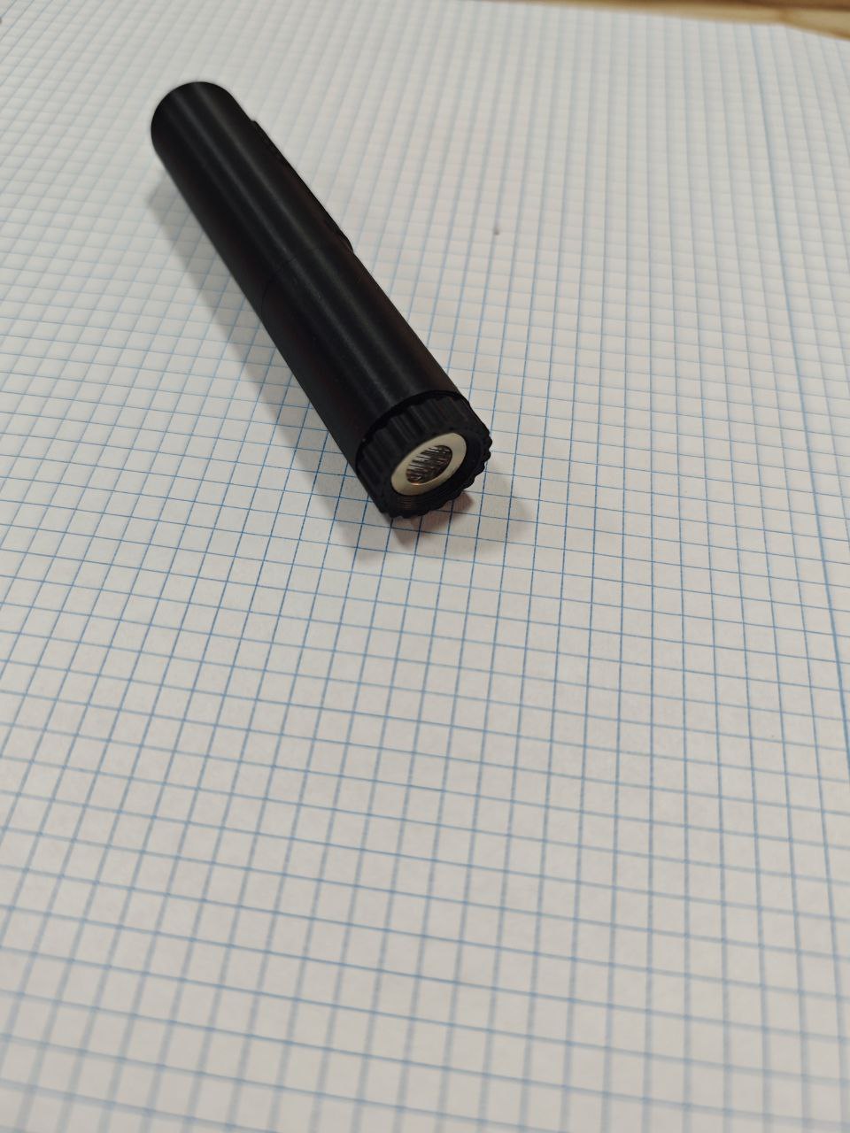Puntero laser / Laser pointer — miniatura 3