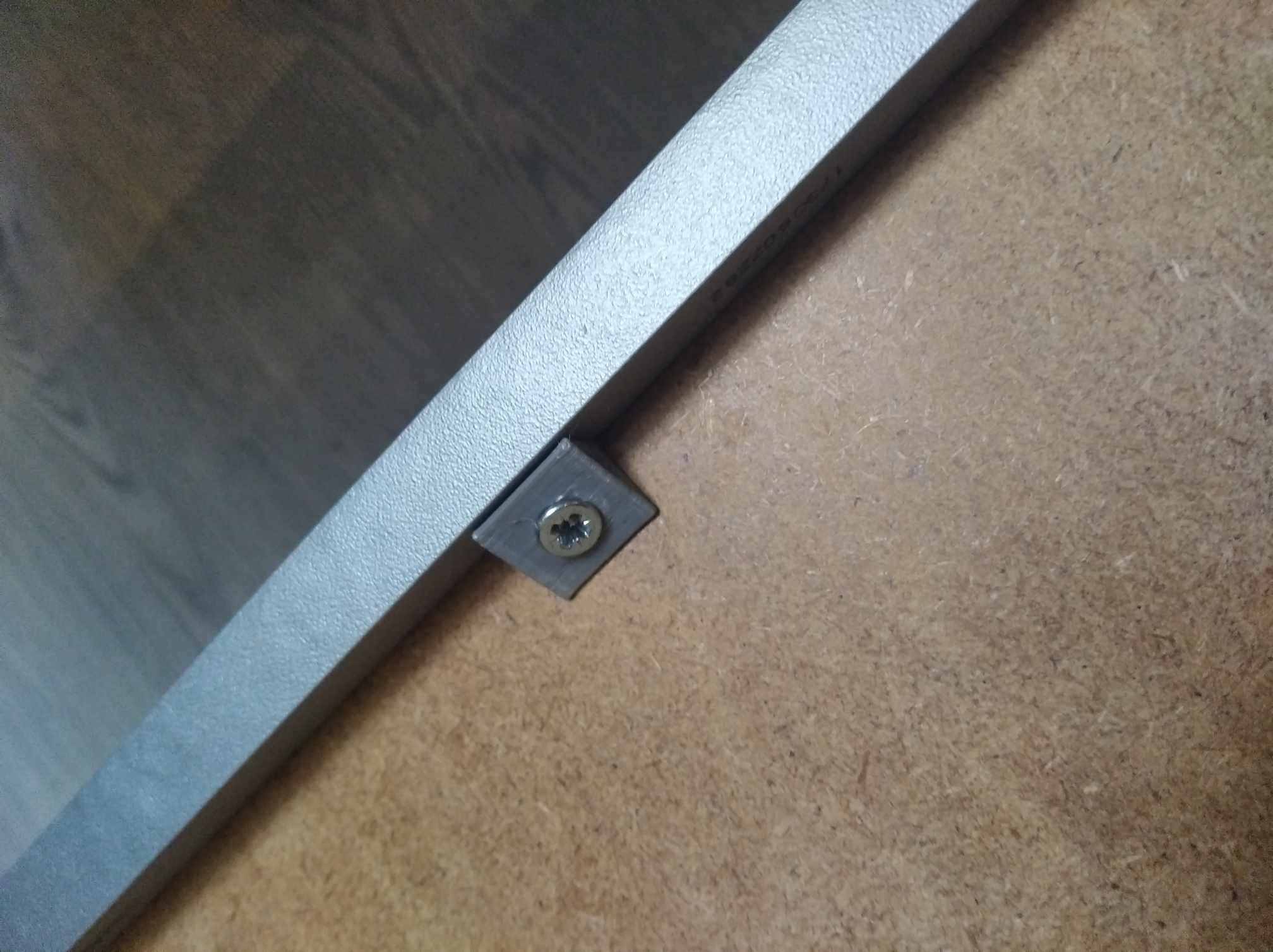 Cabinet drawer