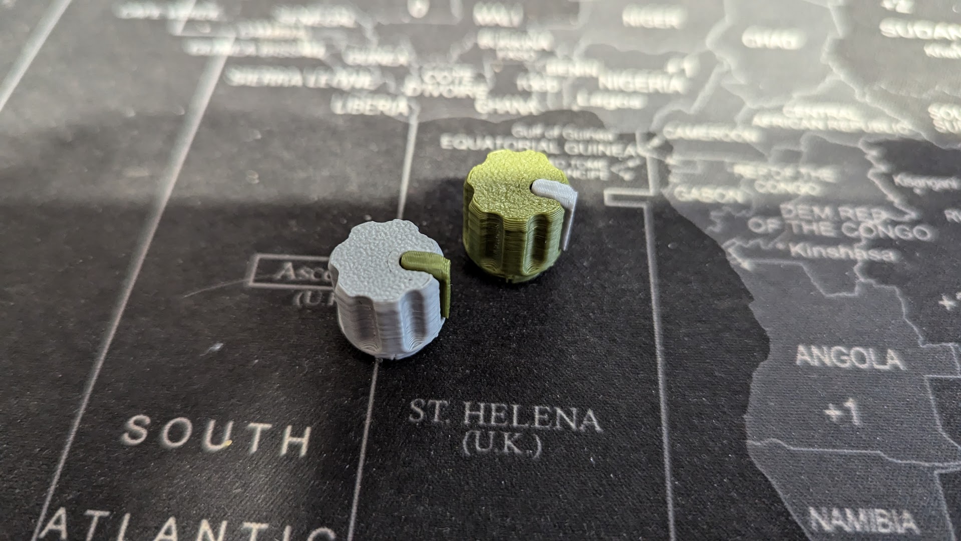 AnyTone AT-D878 dual colour volume knob